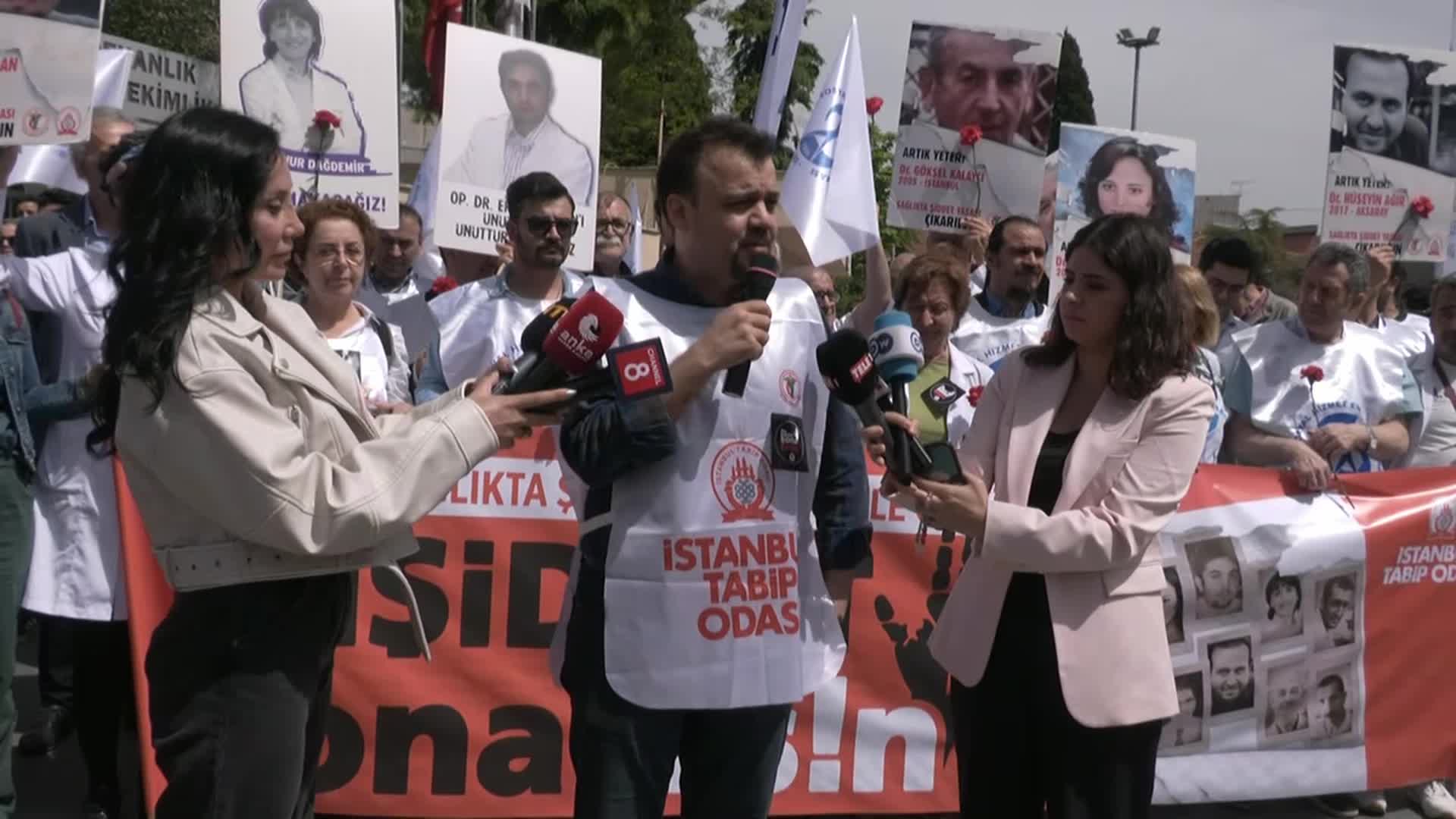 SAĞLIK ÇALIŞANLARI, ŞİDDET SONUCU HAYATINI KAYBEDEN MESLEKTAŞLARINI ANDI: SAĞLIK SİSTEMİNİN YENİDEN İNŞASI  ZORUNLUDUR
