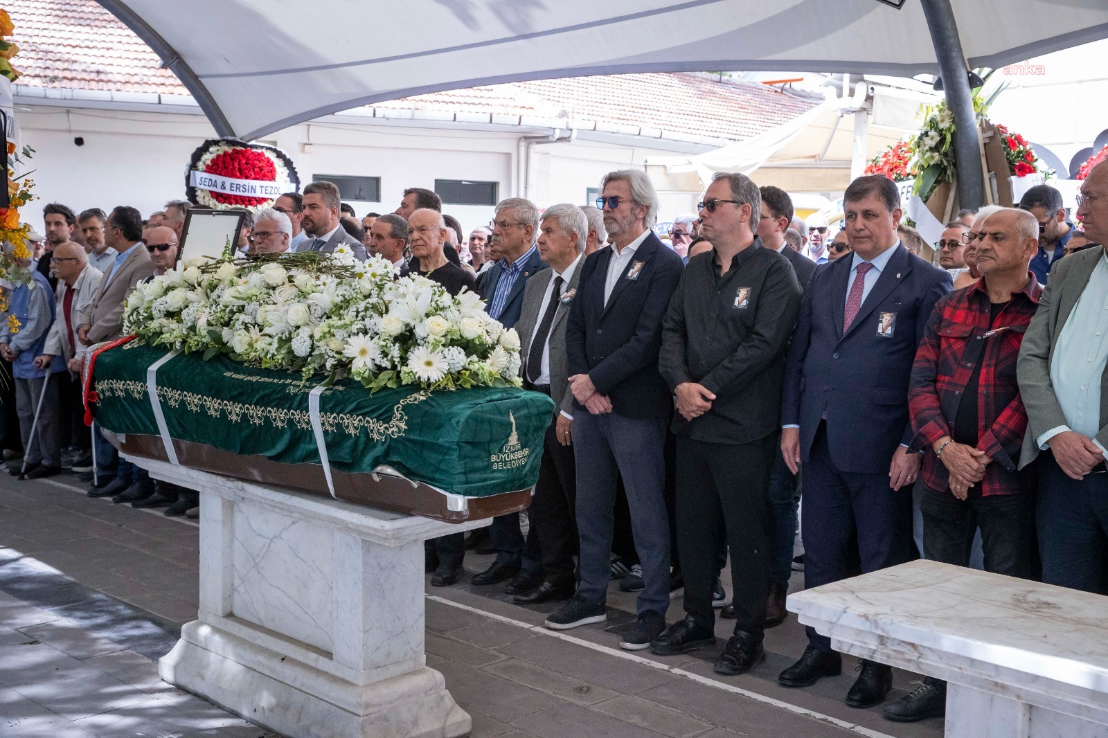 İZMİR BÜYÜKŞEHİR BELEDİYE BAŞKANI TUGAY, MİNE PİRİŞTİNA’NIN CENAZE TÖRENİNE KATILDI
