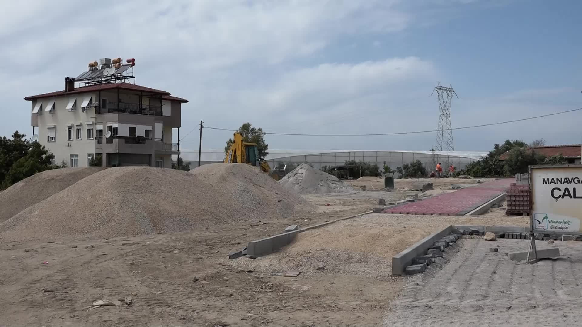 MANAVGAT BELEDİYESİ’NDEN ÇELTİKÇİ MAHALLESİ’NE YENİ PARK