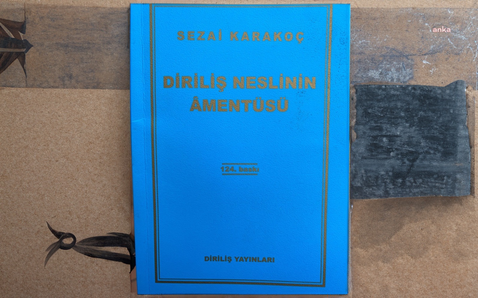 SEZAİ KARAKOÇ'UN "SOLCULAR ŞEYTAN, SAĞCILAR ALLAH TOPLULUĞU" İFADELERİNİN YER ALDIĞI KİTABININ OKULLARDA DAĞITILMASINA SAVCILIKTAN 'SORUŞTURMAYA YER OLMADIĞI' KARARI