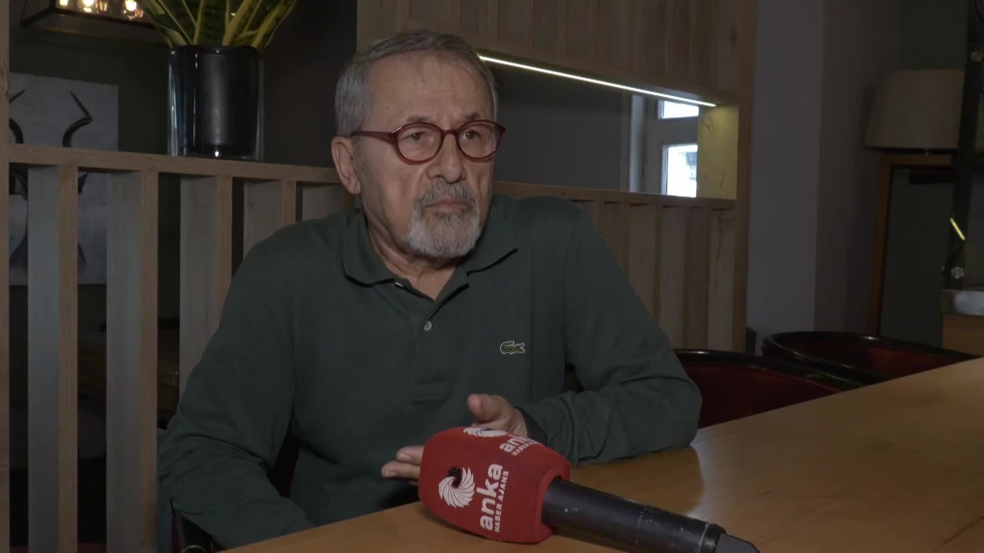 NACİ GÖRÜR: "ERKEN UYARI SİSTEMİ HAYAT KURTARMAZ, HAYAT KURTARACAK OLAN KENTİ DEPREME HAZIRLAMAKTIR"