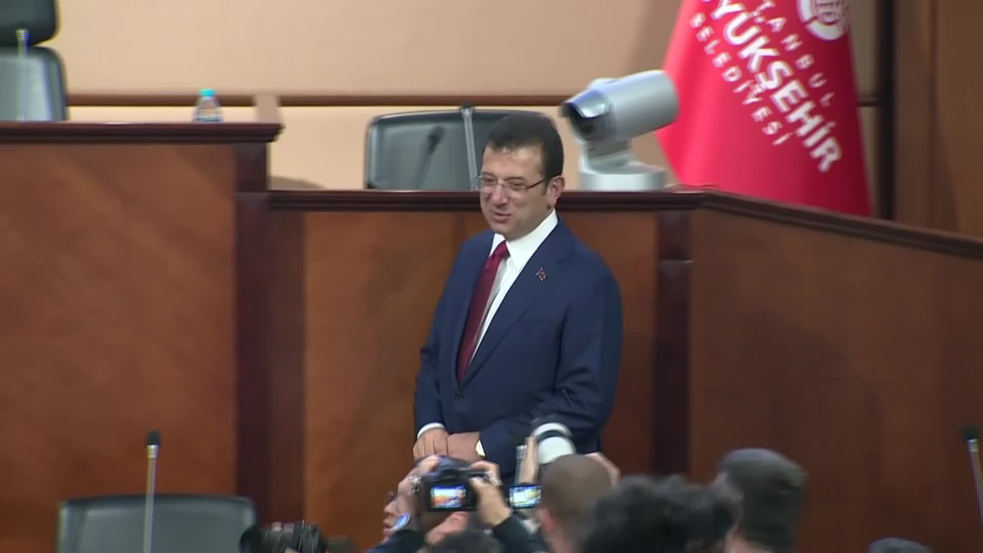 İMAMOĞLU: DİLERİM, FİLİSTİNLİ VE UKRAYNALI ÇOCUKLAR, EN KISA  ZAMANDA BARIŞ VE HUZUR DOLU BİR HAYATA KAVUŞURLAR
