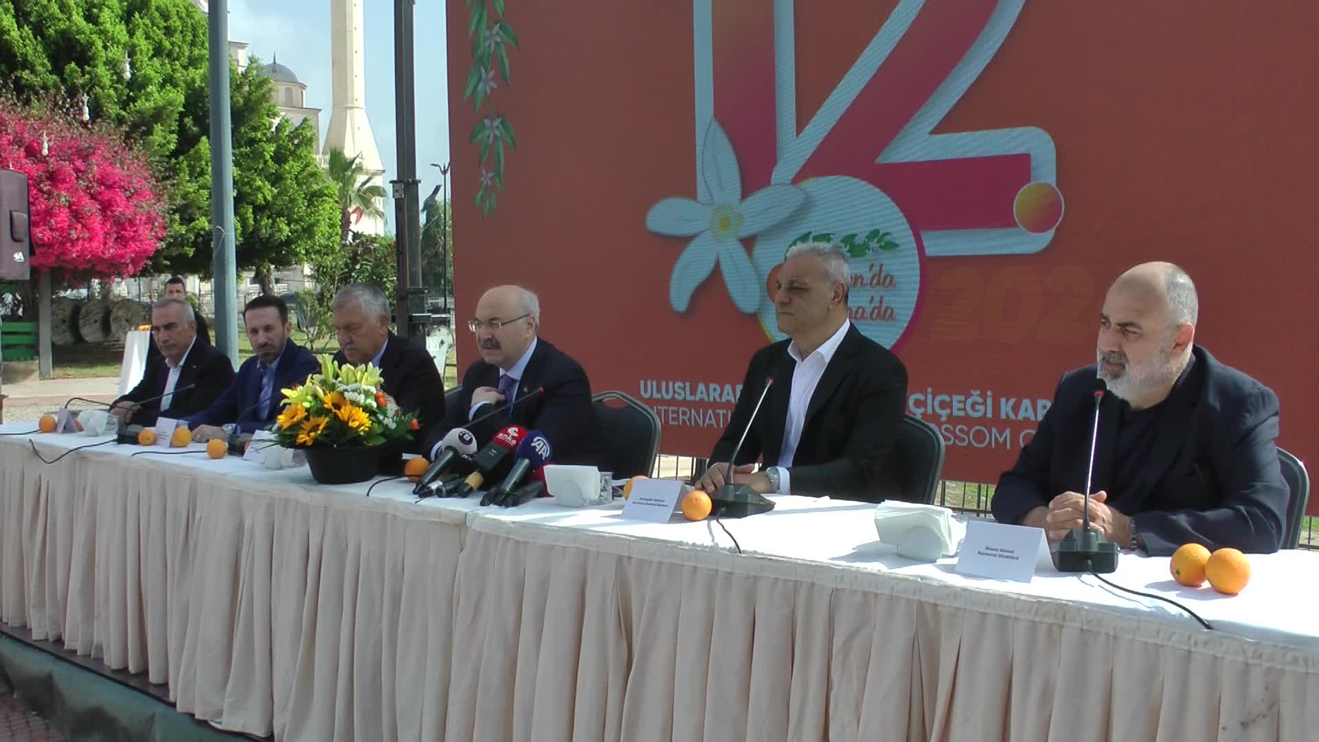 ADANA BÜYÜKŞEHİR BELEDİYE BAŞKANI KARALAR: PORTAKAL ÇİÇEĞİ KARNAVALI HALKIN SAHİPLENDİĞİ BİR KARNAVAL OLDU