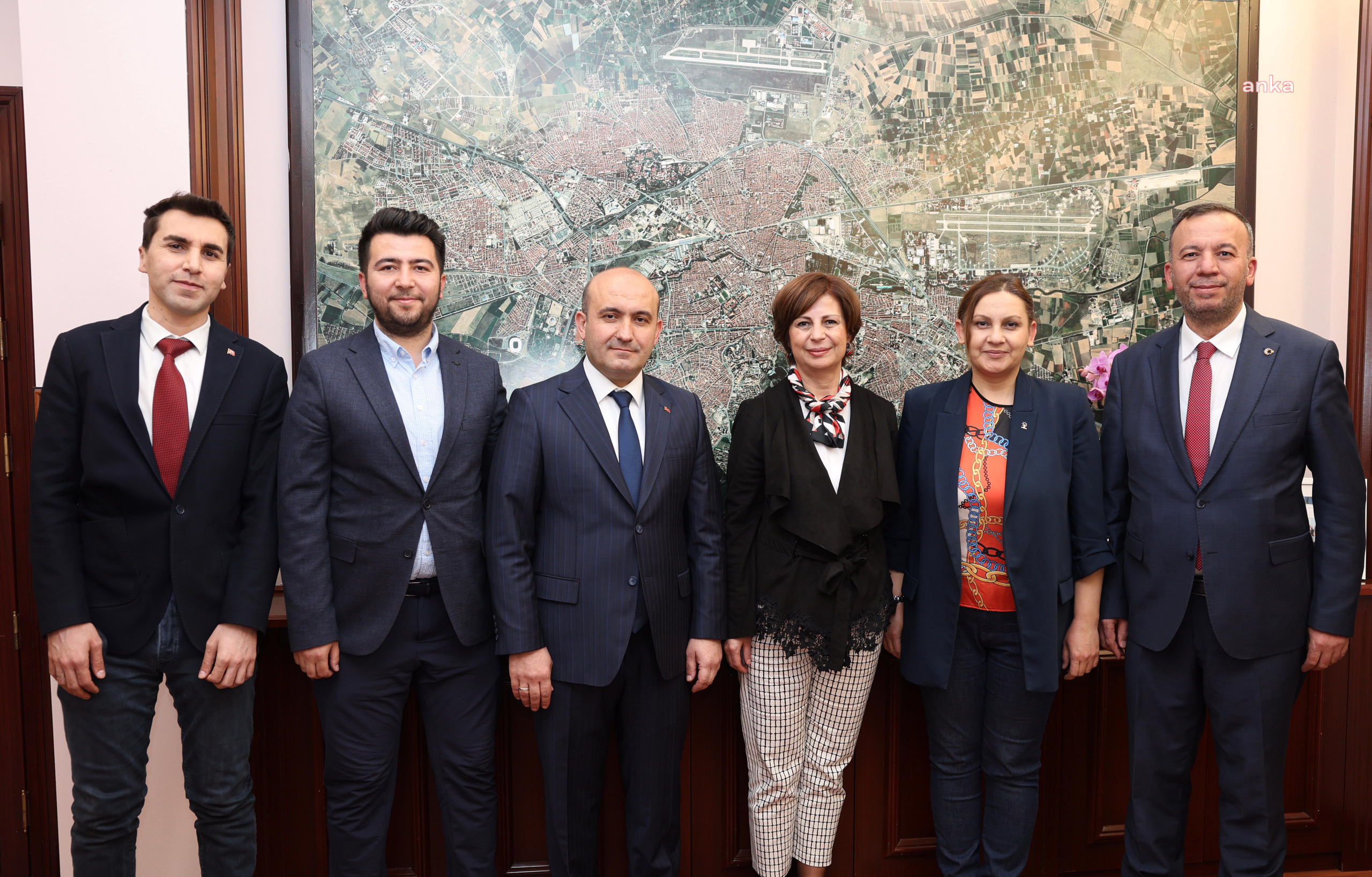 AK PARTİ HEYETİNDEN BAŞKAN ÜNLÜCE’YE TEBRİK ZİYARETİ