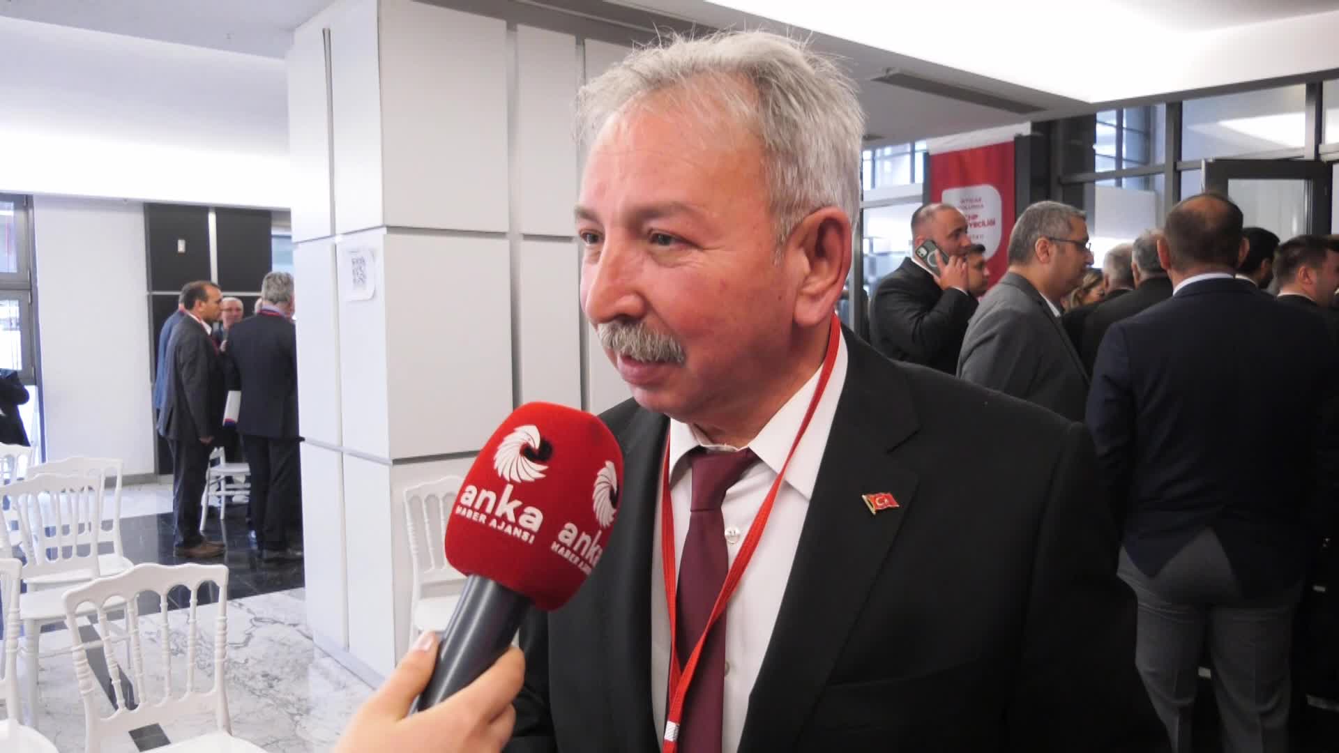 SALİHLİ BELEDİYESİ'NİN BORCU 108 MİLYON LİRA... BAŞKAN MAZLUM NURLU: "170 BİN NÜFUSLU BELEDİYENİN BÖYLE BİR BORCU OLMASINI BEKLEMİYORDUK"