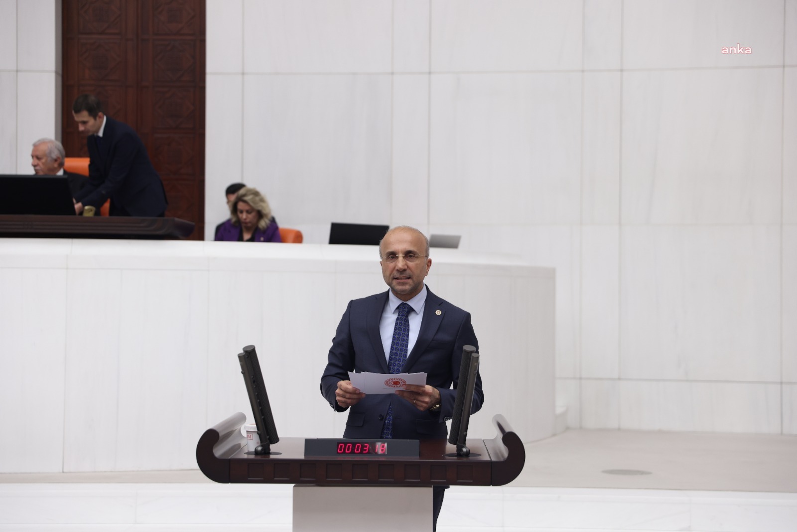 AŞKIN GENÇ, EMEKLİ ASTSUBAYLARIN AYLIKLARINA 10 BİN EK GÖSTERGE İLAVE EDİLMESİ İÇİN KANUN TEKLİFİ VERDİ