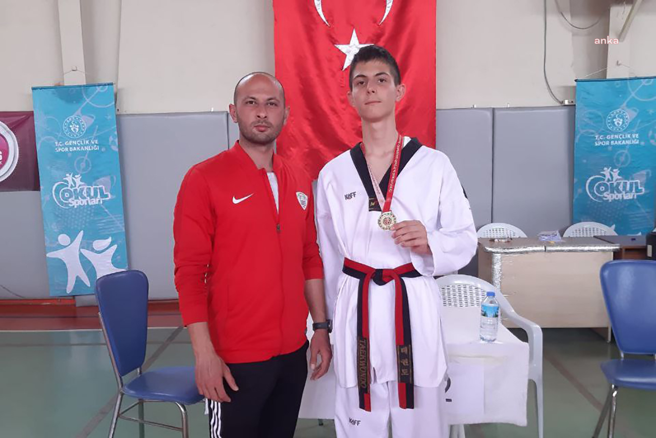 ‘TAEKWONDO YILDIZLAR İZMİR İL ŞAMPİYONASI’NDA FOÇA RÜZGARI