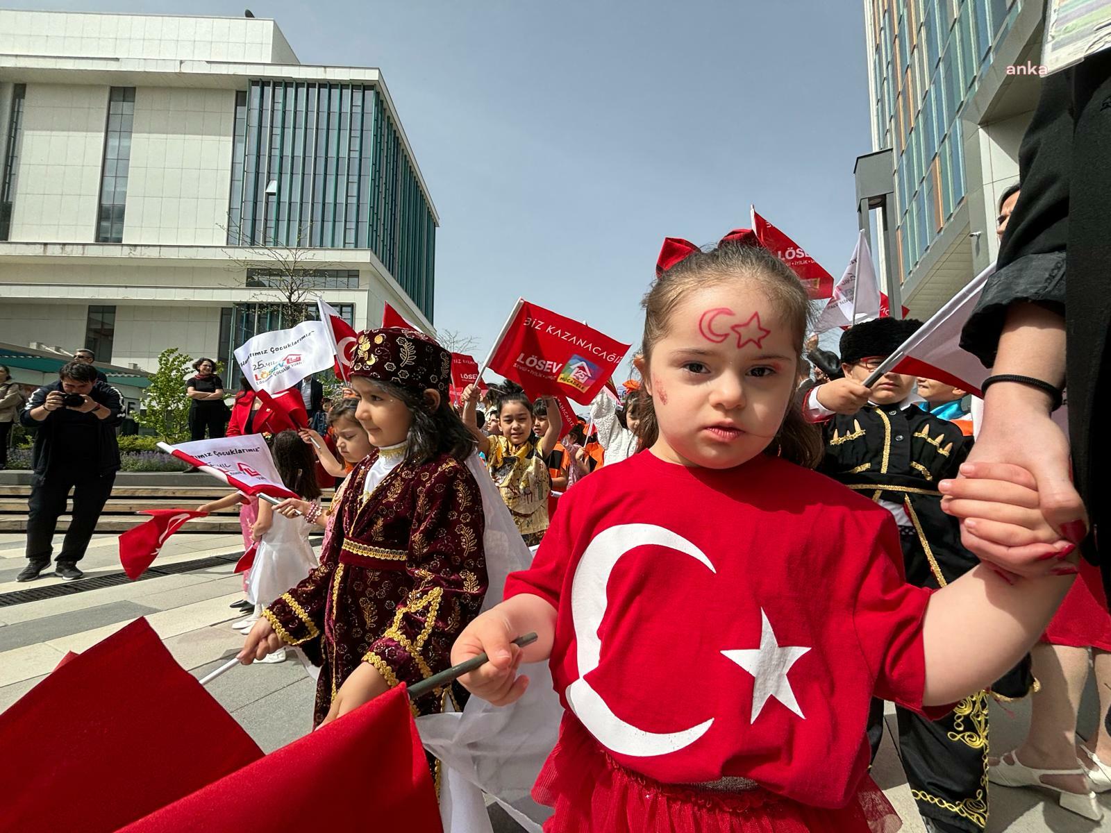 LÖSEMİLİ ÇOCUKLARIN 23 NİSAN COŞKUSU