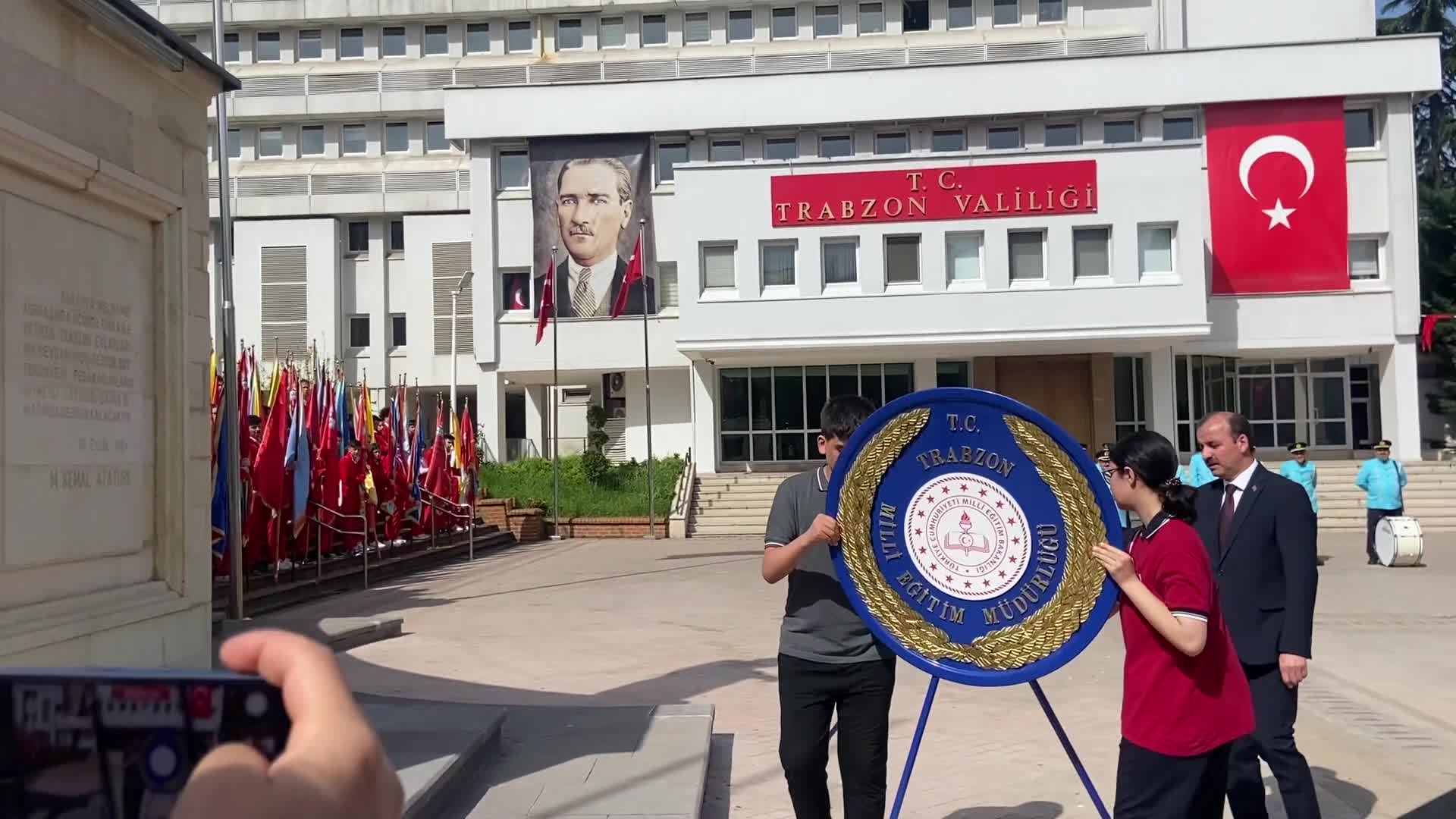 23 NİSAN ULUSAL EGEMENLİK VE ÇOCUK BAYRAMI TRABZON’DA COŞKUYLA KUTLANDI