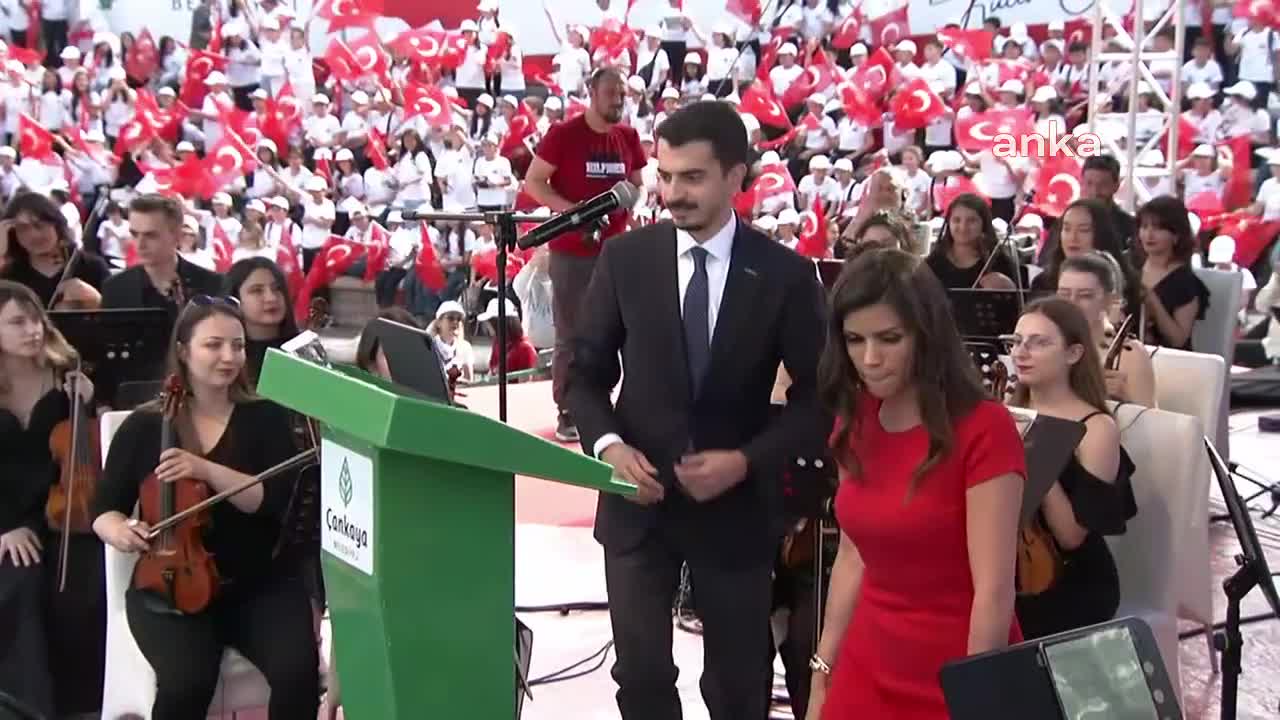 ÇANKAYA BELEDİYESİ 1000 ÇOCUK KOROSU'NDAN ANITPARK'TA '23 NİSAN' KONSERİ