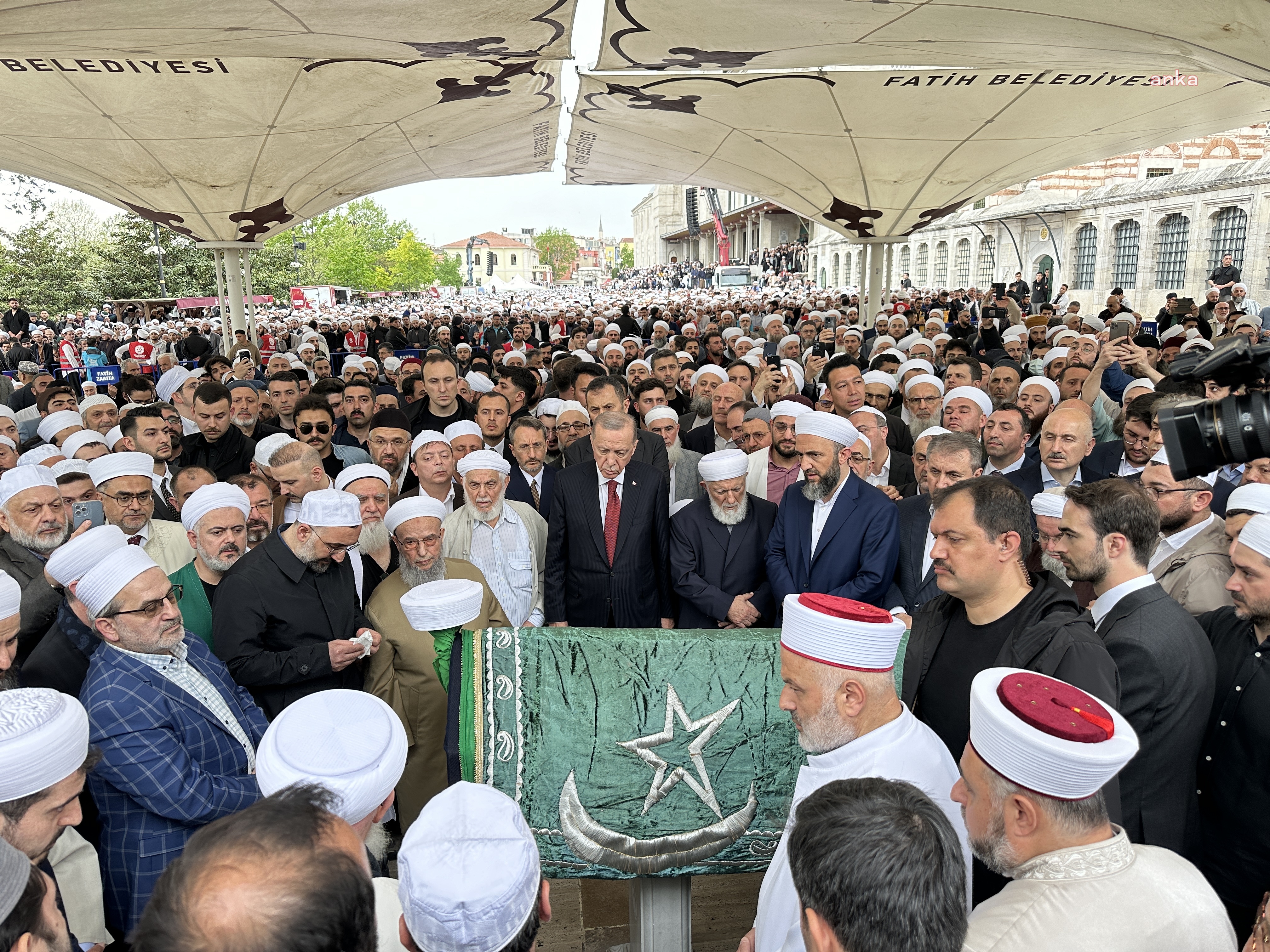 ERDOĞAN,  HASAN KILIÇ’IN CENAZE TÖRENİNE KATILDI