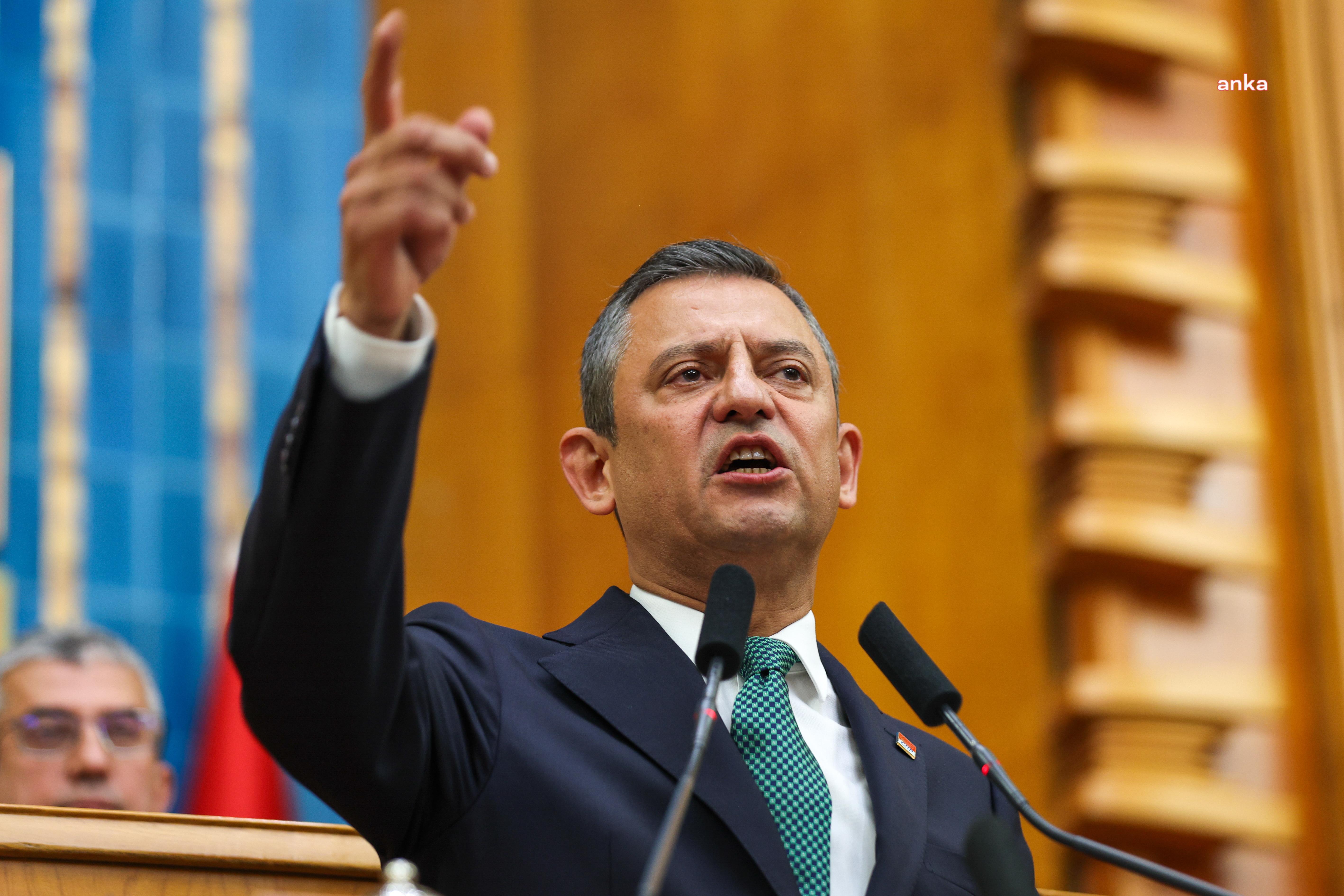 CHP GENEL BAŞKANI ÖZEL'DEN ESKİ REKTÖR ÜSTÜN ERGÜDER'İN BOĞAZİÇİ ÜNİVERSİTESİNE ALINMAMASINA TEPKİ