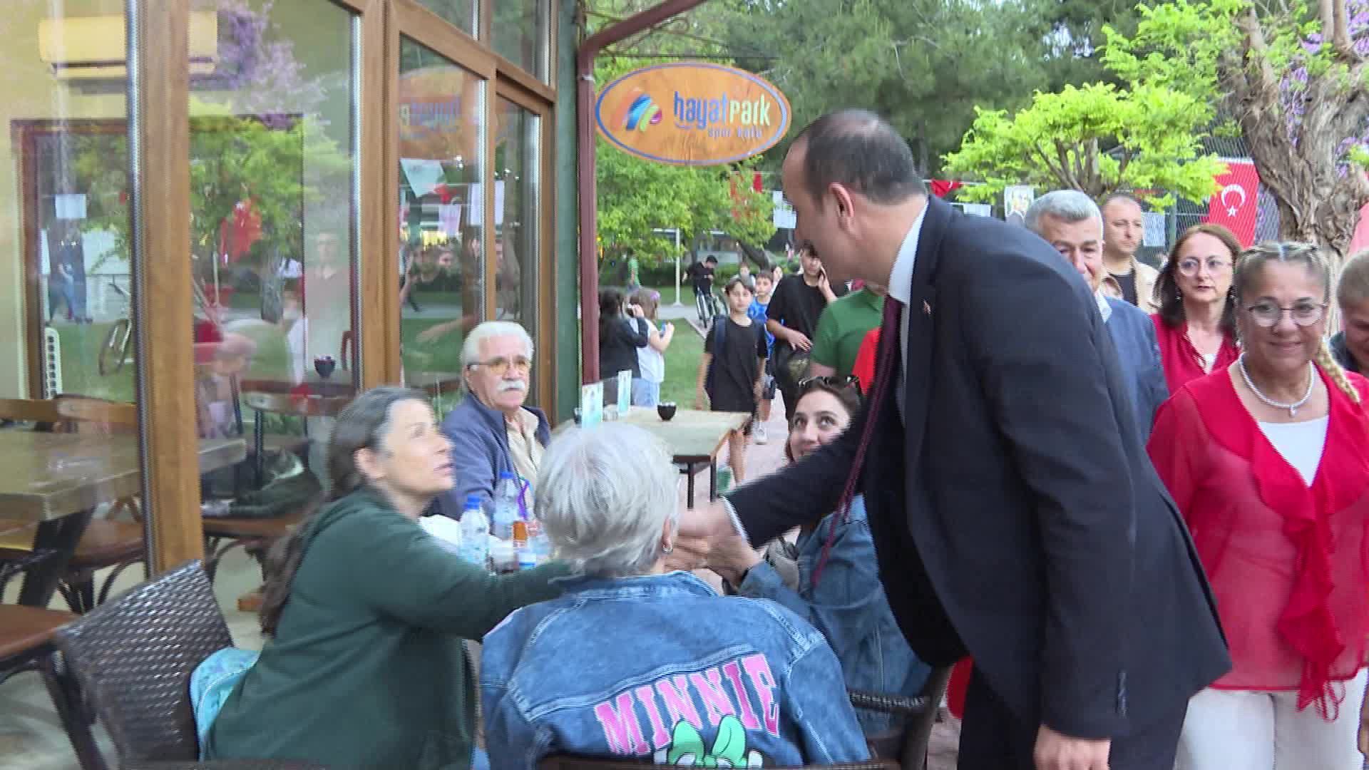 KONYAALTI'NDA “EGEMENLİK KUPASI TENİS TURNUVASI” SONA ERDİ