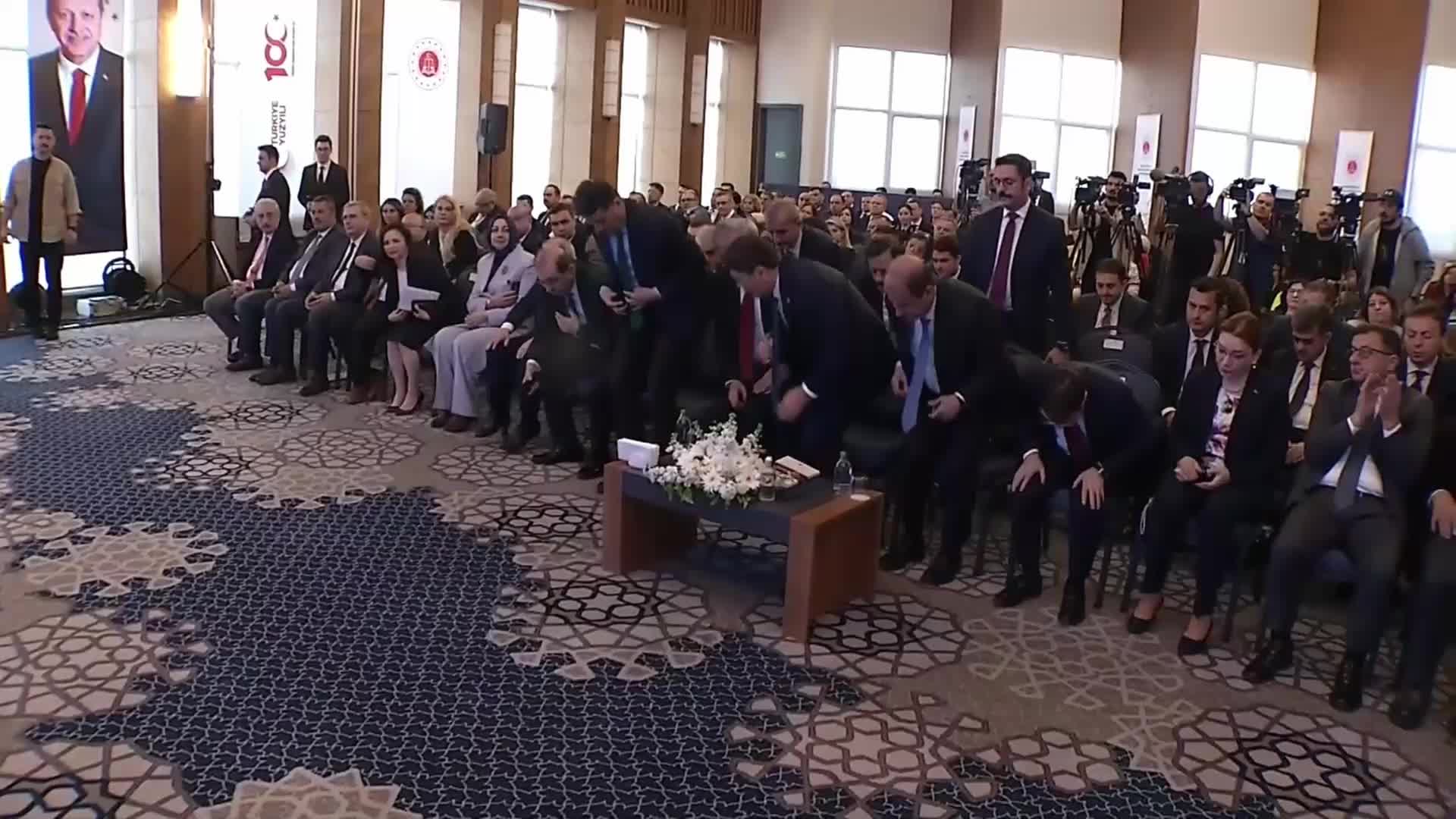 ADALET BAKANI TUNÇ: "ÇOCUK HAKLARI KONUSUNDA TÜRKİYE ULUSLARARASI SÖZLEŞMELERE İMZA ATAN BİR ÜLKE"