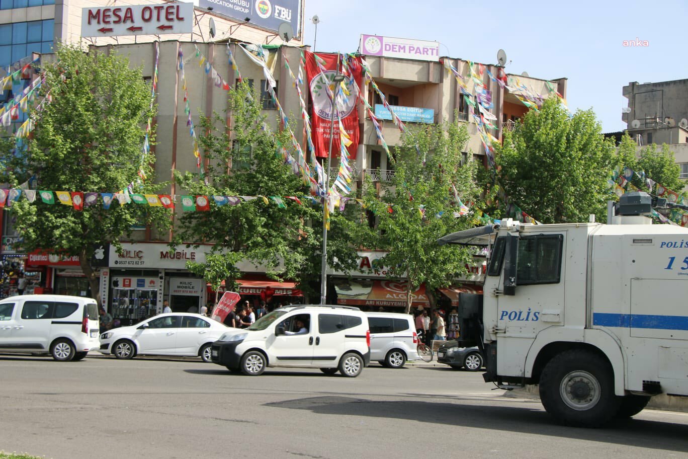 DEM PARTİ BATMAN İL BAŞKANLIĞI’NA OPERASYON