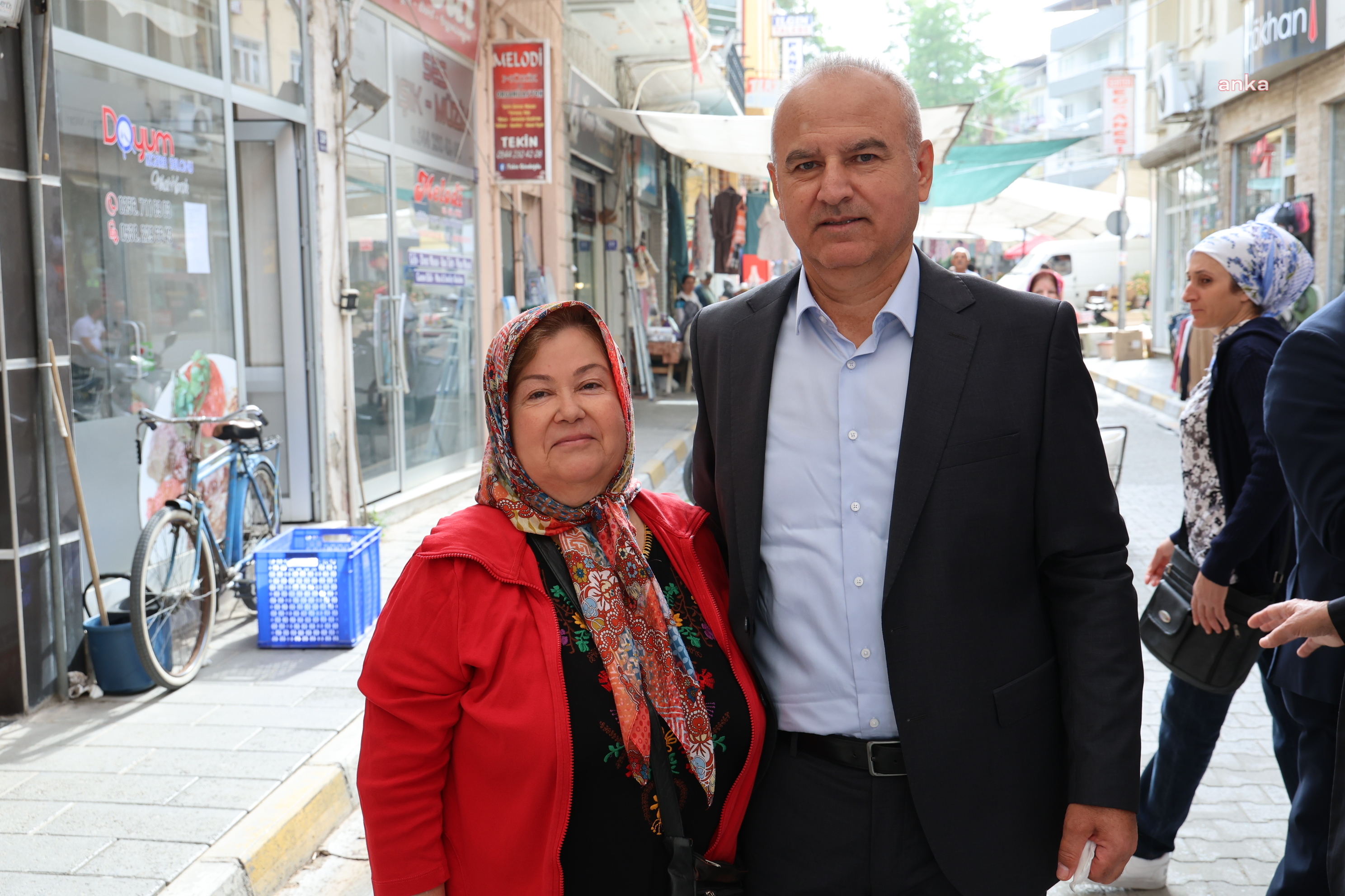 ÇİNE BELEDİYE BAŞKANI KIVRAK’TAN SEMT PAZARINA ZİYARET