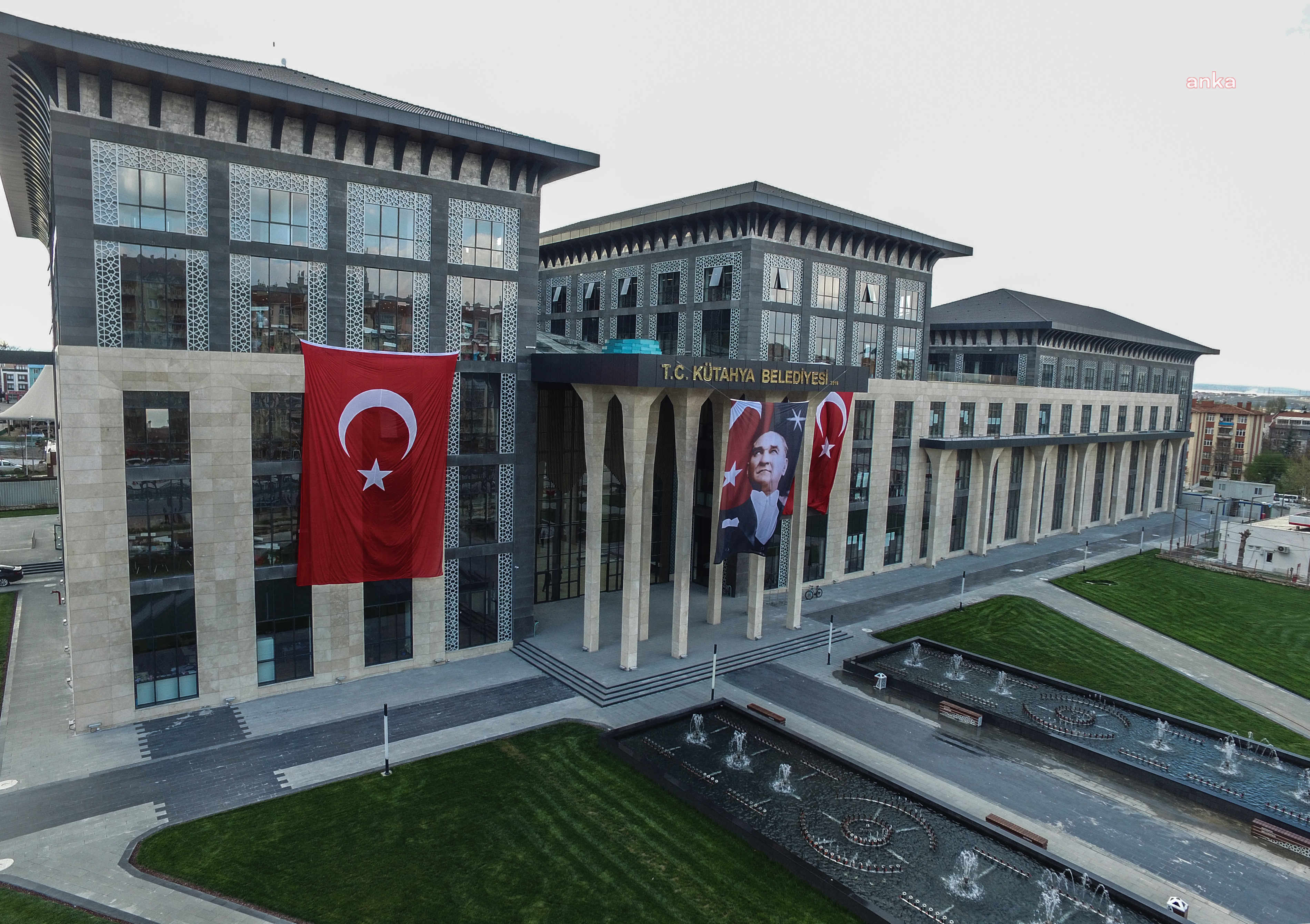 MHP'Lİ KÜTAHYA BELEDİYE MECLİS ÜYESİ FAZİLET KARA, İSTİFAYA ZORLADIKLARI İDDİASIYLA MHP İL BAŞKANI VE İLÇE BAŞKANINDAN ŞİKAYETÇİ OLDU