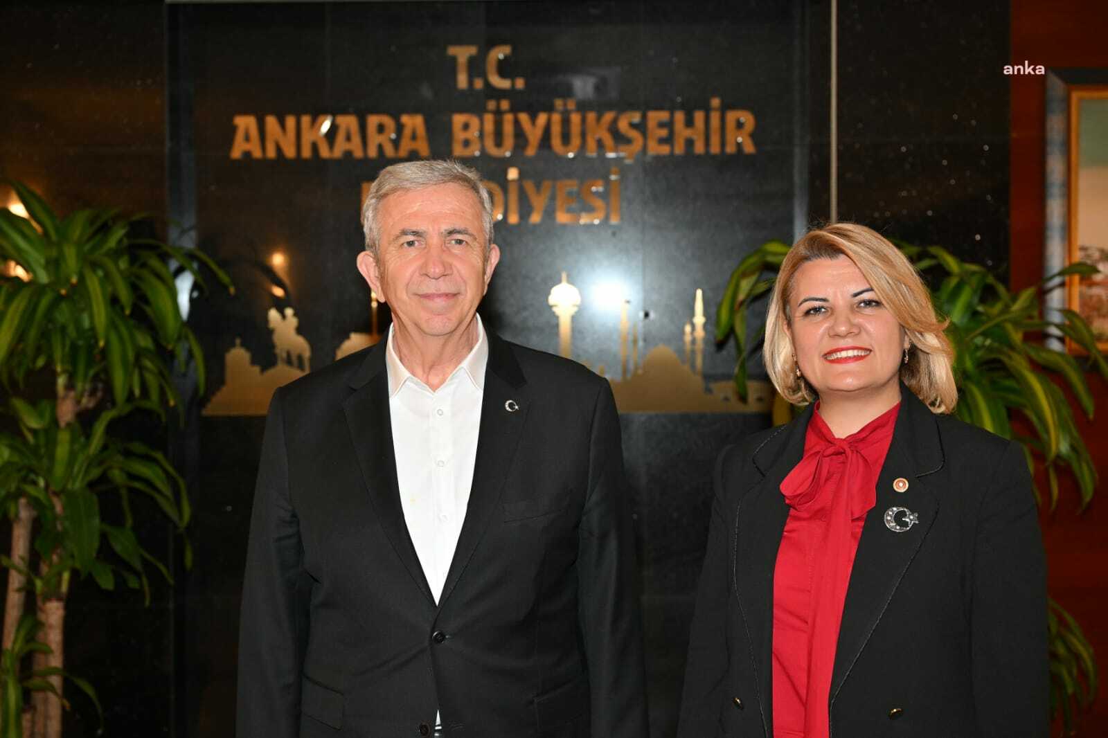 İZMİT BELEDİYE BAŞKANI HÜRRİYET, ABB BAŞKANI MANSUR YAVAŞ’I ZİYARET ETTİ
