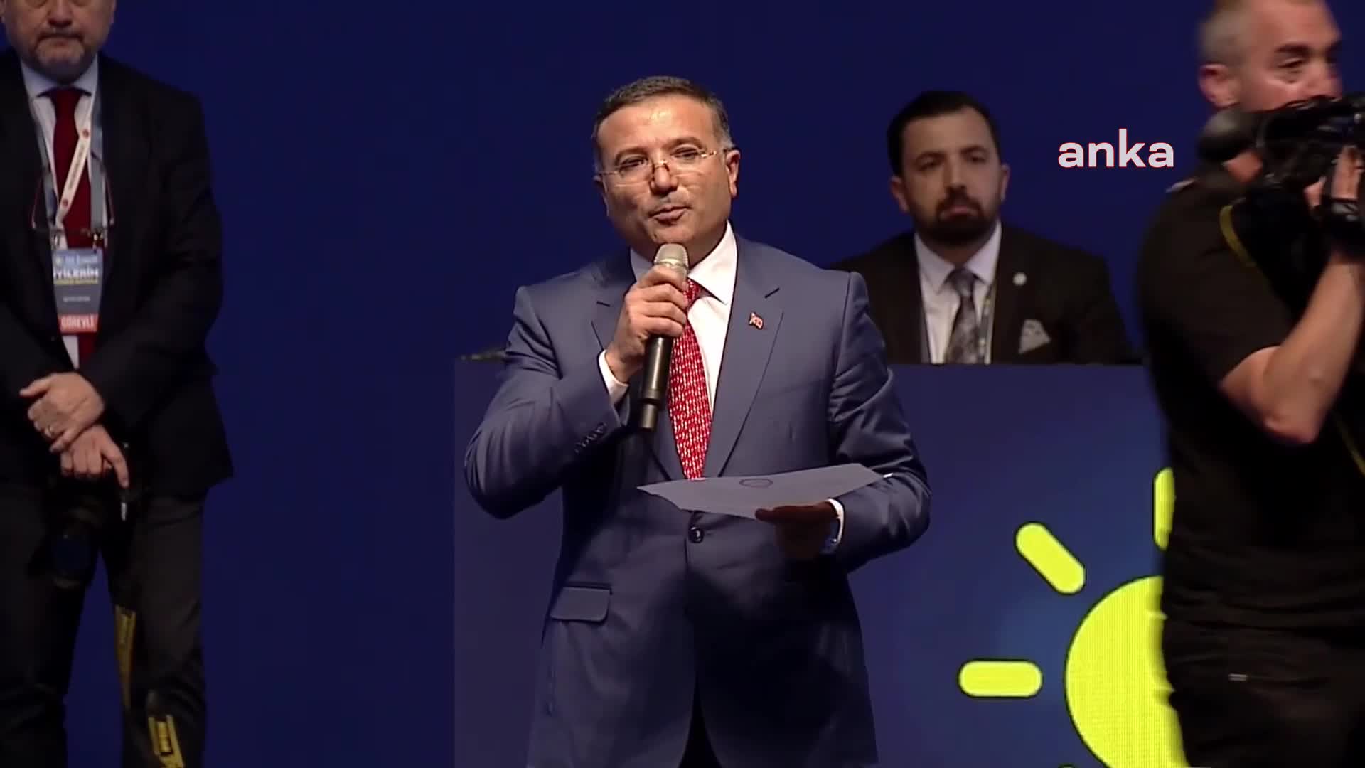 İYİ PARTİ GENEL BAŞKANLIK YARIŞI ÜÇÜNCÜ TURA KALDI, DERVİŞOĞLU 570, AYDIN 565 OY ALDI