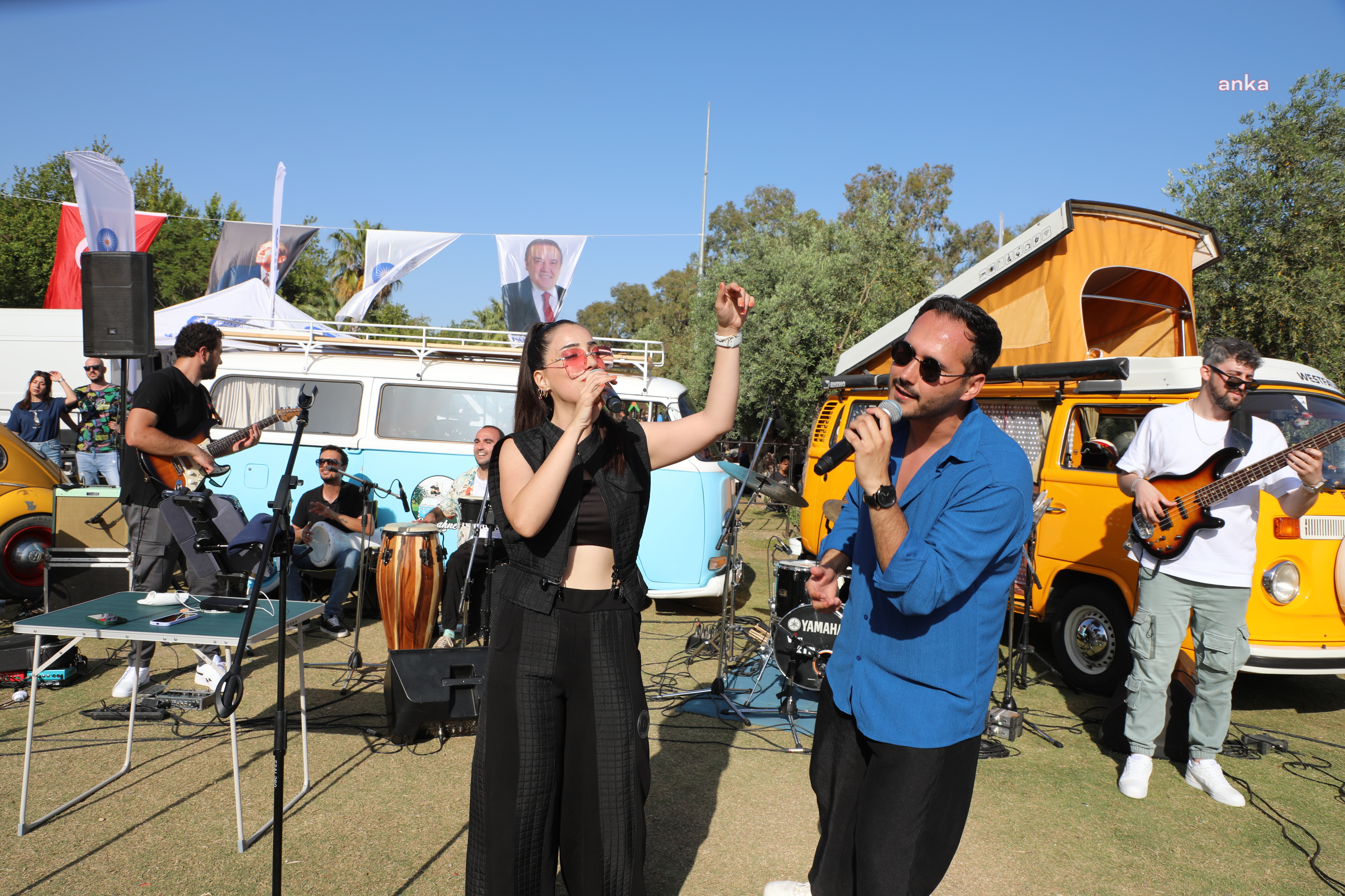 ‘VOSAHNE’ ANTALYA BEACH PARK’TA SAHNE ALDI