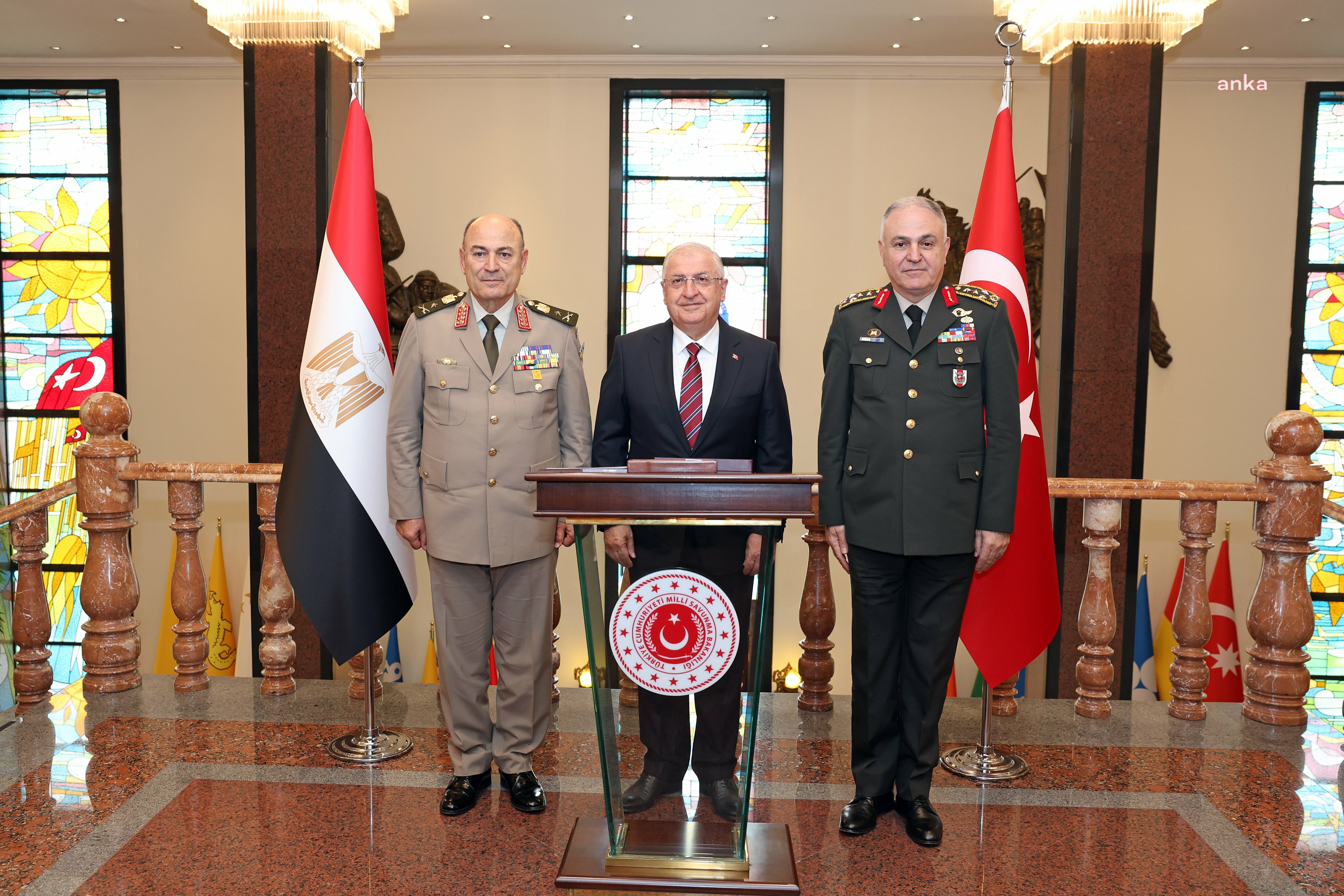 MİLLİ SAVUNMA BAKANI GÜLER, MISIR GENELKURMAY BAŞKANI KORGENERAL ASKAR İLE GÖRÜŞTÜ