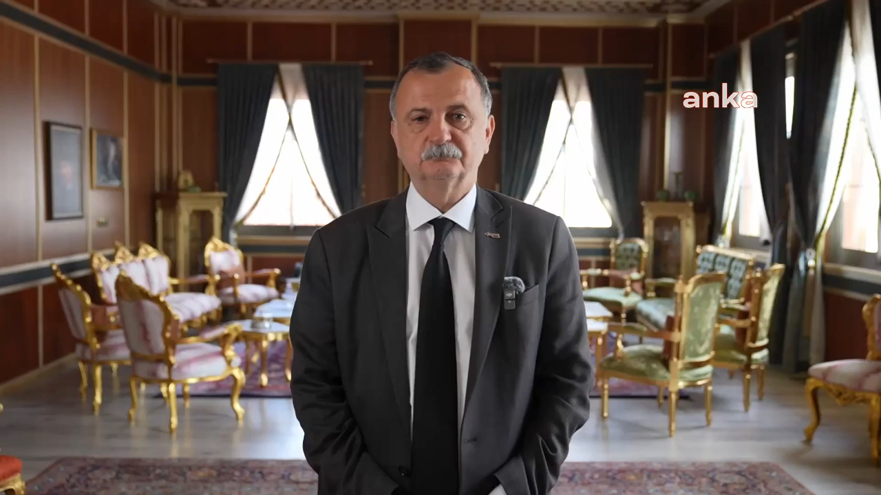 YUNUSEMRE BELEDİYE BAŞKANI BALABAN, LÜKS MAKAM ODASI HAKKINDA KONUŞTU: "GEREKİRSE SATACAĞIZ. MÜTEVAZİ MAKAM ODASI OLUŞTURACAĞIZ"