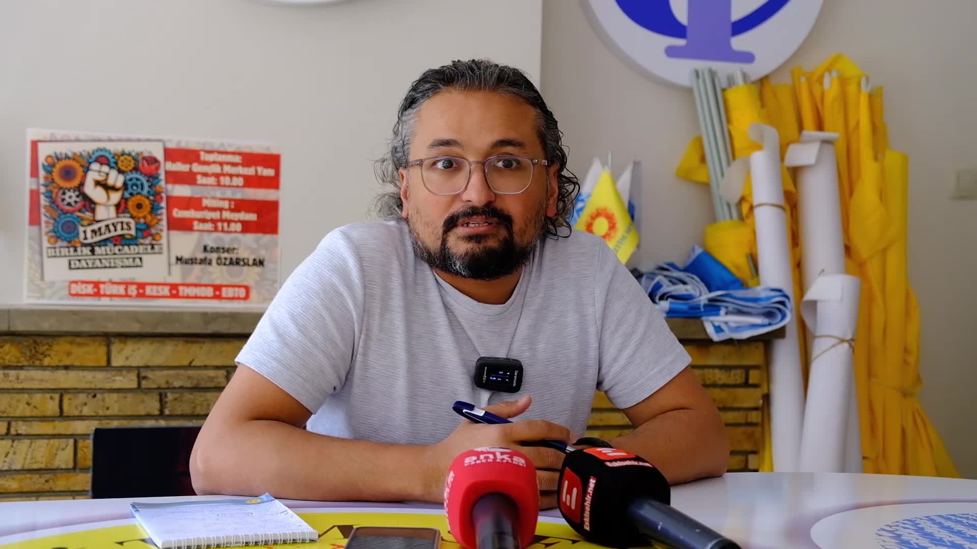 EĞİTİM SEN ESKİŞEHİR ŞUBESİ'NDEN YENİ MÜFREDAT ÇALIŞMALARINA TEPKİ: “ANAOKULUNDAN ÜNİVERSİTEYE KADAR EĞİTİM DİNSELLEŞTİRİLMEYE ÇALIŞILIYOR"