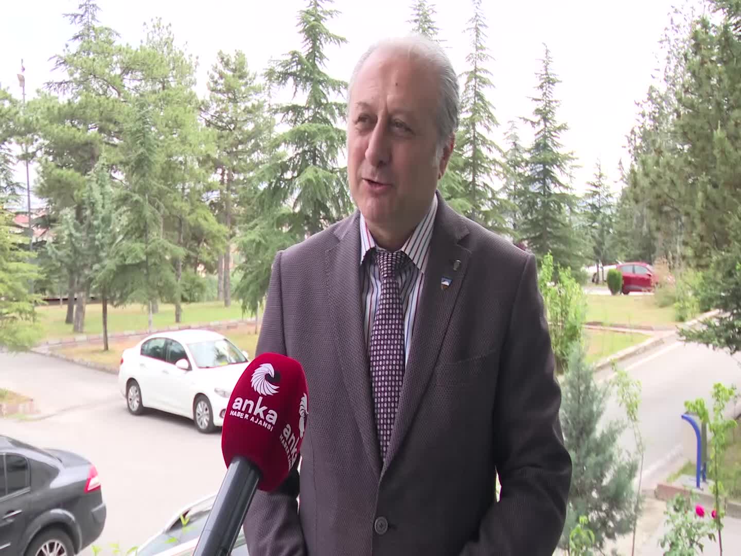 HAVA TAHMİN UZMANI ACAR: "ORMAN YANGINLARI İÇİN VATANDAŞLARIMIZ DİKKAT ETSİNLER"