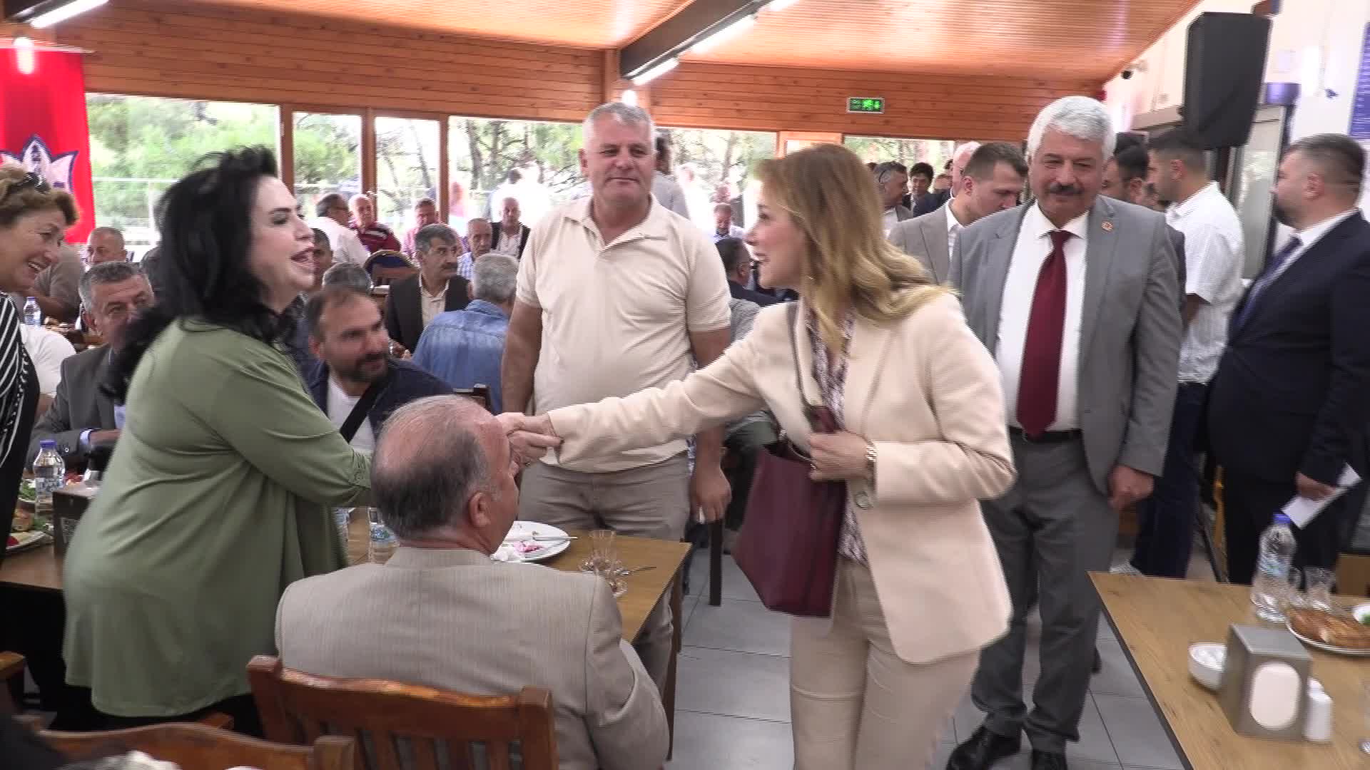 KONAK BELEDİYE BAŞKANI MUTLU: "TOPYEKÜN BİR BAŞARI HİKAYESİ YAZACAĞIZ"