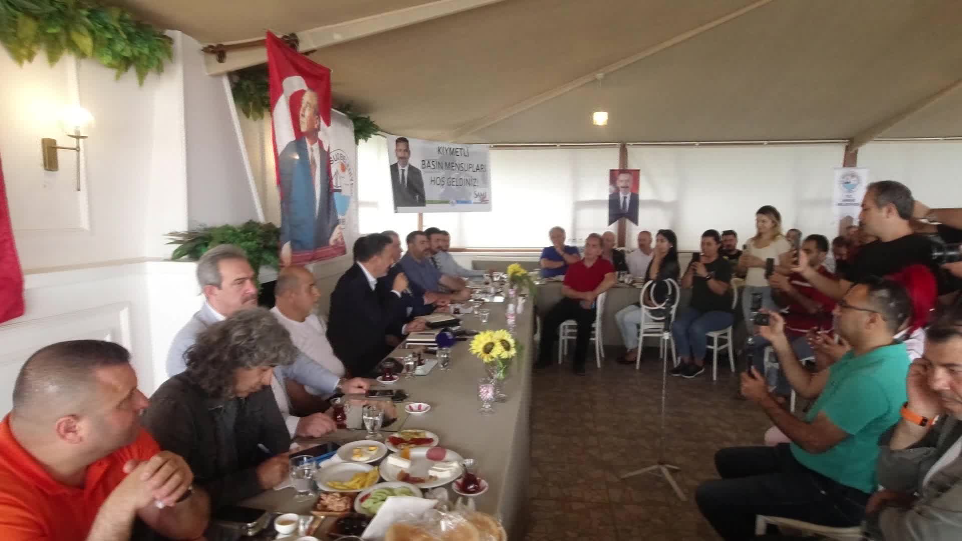 ARSUZ BELEDİYE BAŞKANI ÜSTÜN: “SORUMLULUKLARIMIZIN VE BEKLENTİLERİN FARKINDAYIZ”