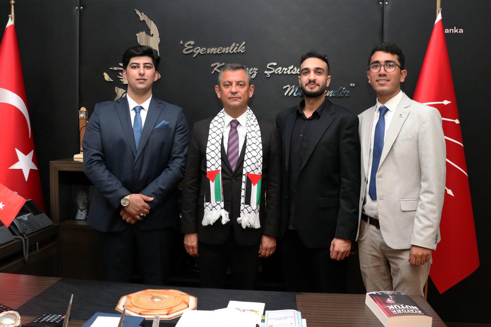 ÖZGÜR ÖZEL, FİLİSTİN ÖĞRENCİLER BİRLİĞİ TEMSİLCİLERİYLE TBMM'DE BİR ARAYA GELDİ