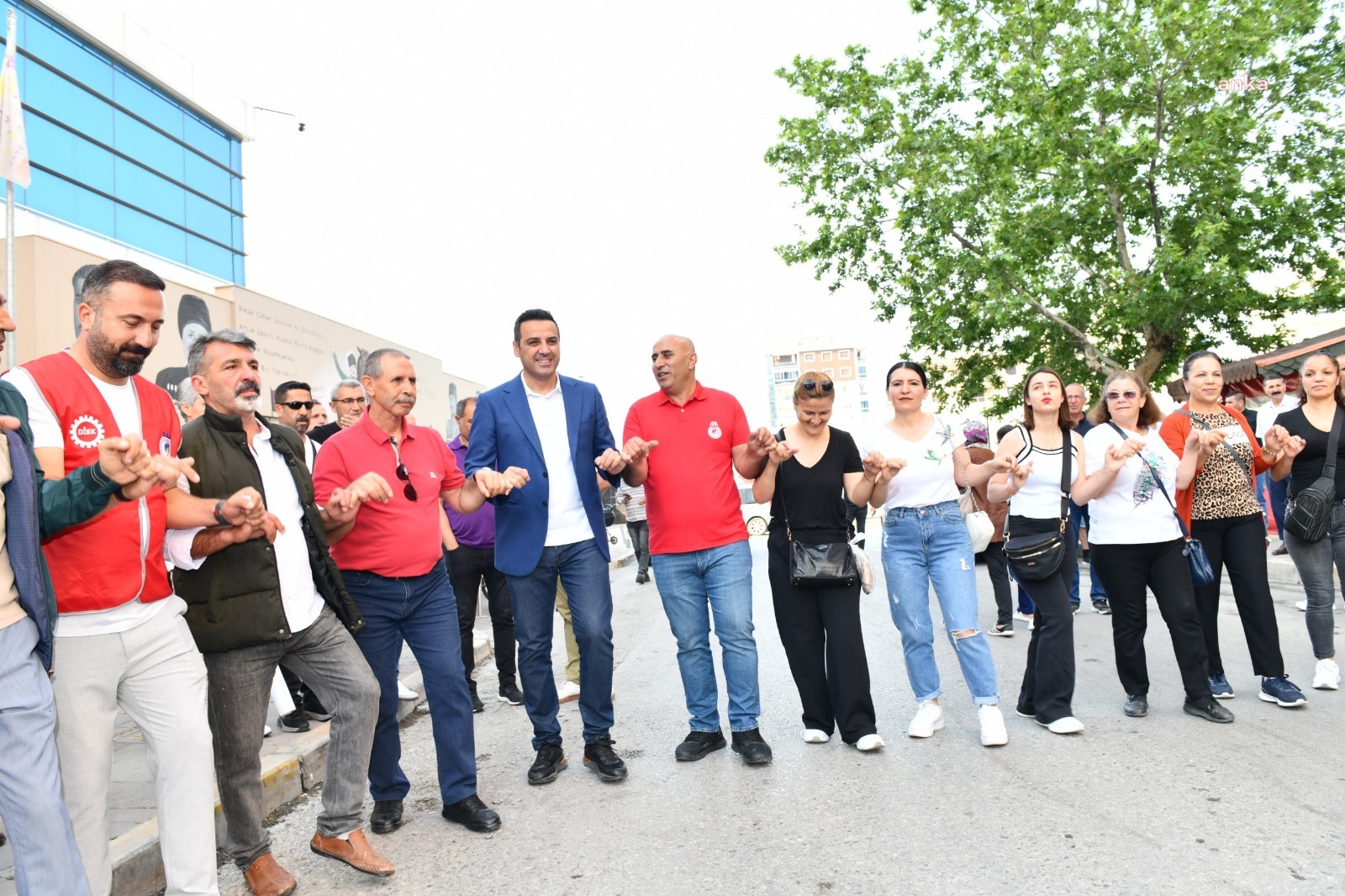 ÇİĞLİ BELEDİYE BAŞKANI YILDIZ: "MÜCADELEMİZ, EMEĞİN KARŞILIĞI İÇİN"