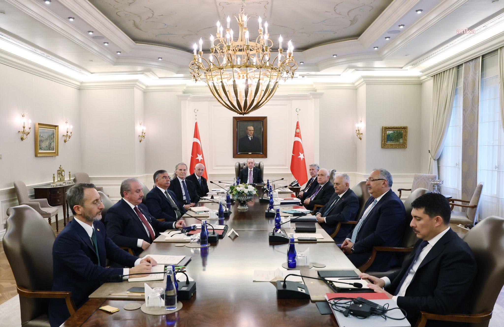 YÜKSEK İSTİŞARE KURULU, CUMHURBAŞKANI ERDOĞAN BAŞKANLIĞINDA ÇANKAYA KÖŞKÜ'NDE TOPLANDI
