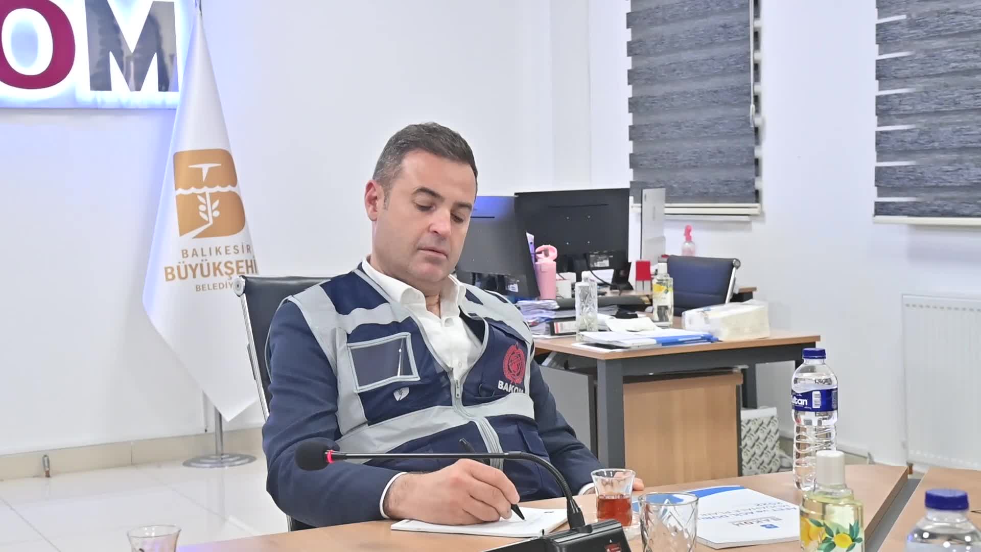 BALIKESİR BÜYÜKŞEHİR BELEDİYE BAŞKANI AHMET AKIN 1 MAYIS KUTLAMALARINA KATILDI