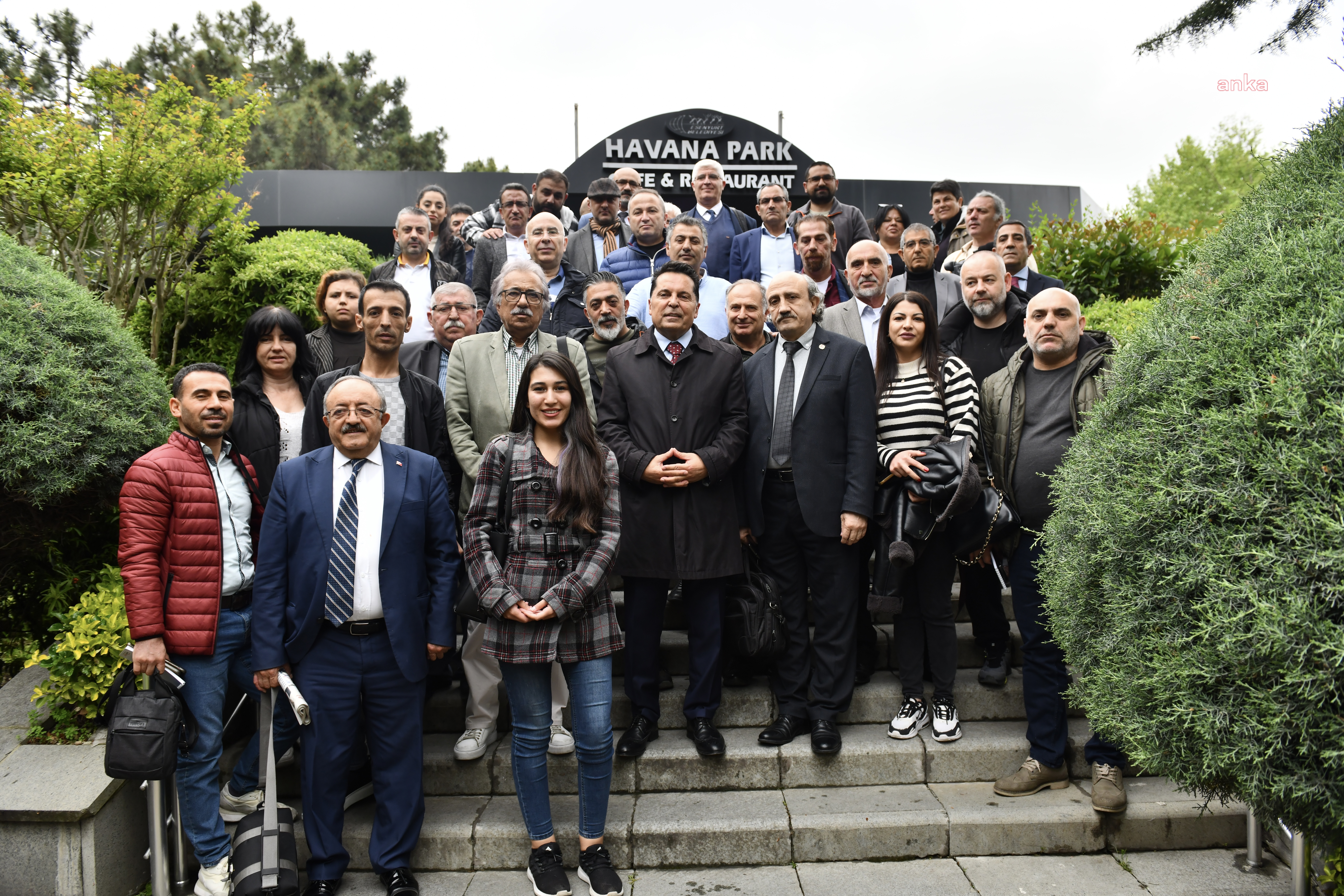 ESENYURT BELEDİYE BAŞKANI ÖZER BASIN EMEKÇİLERİYLE BULUŞTU