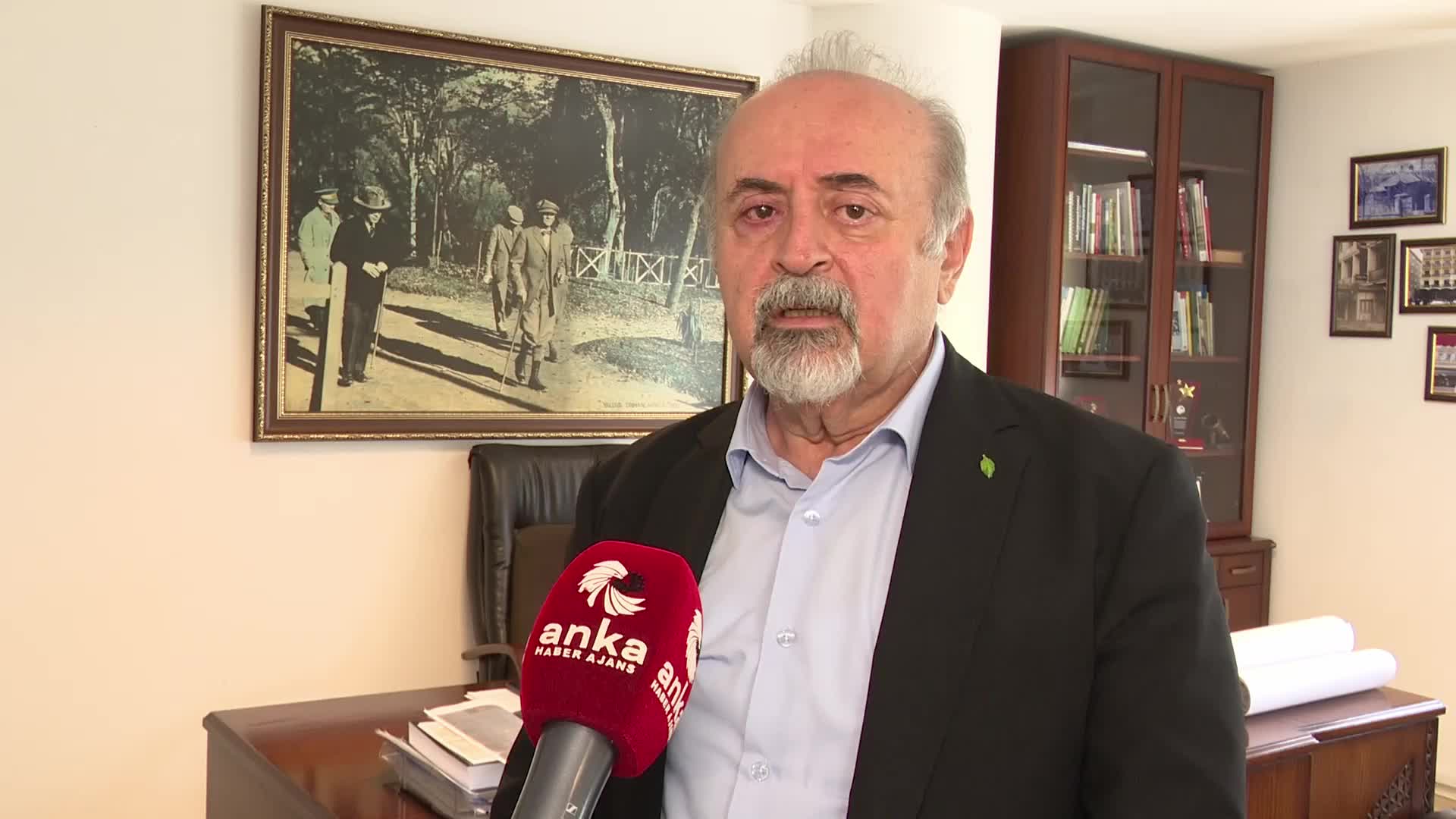TÜRKİYE ORMANCILAR DERNEĞİ BAŞKANI ÖZKARA: "ORMAN YANGINLARIYLA MÜCADELE, 10 YIL YA DA 20 YIL ÖNCESİNDEKİ YOL VE YÖNTEMLE YÜRÜYEMEZ.  BU KONULARDA CİDDİ BİR EKSİKLİK OLDUĞUNU GÖRÜYORUZ