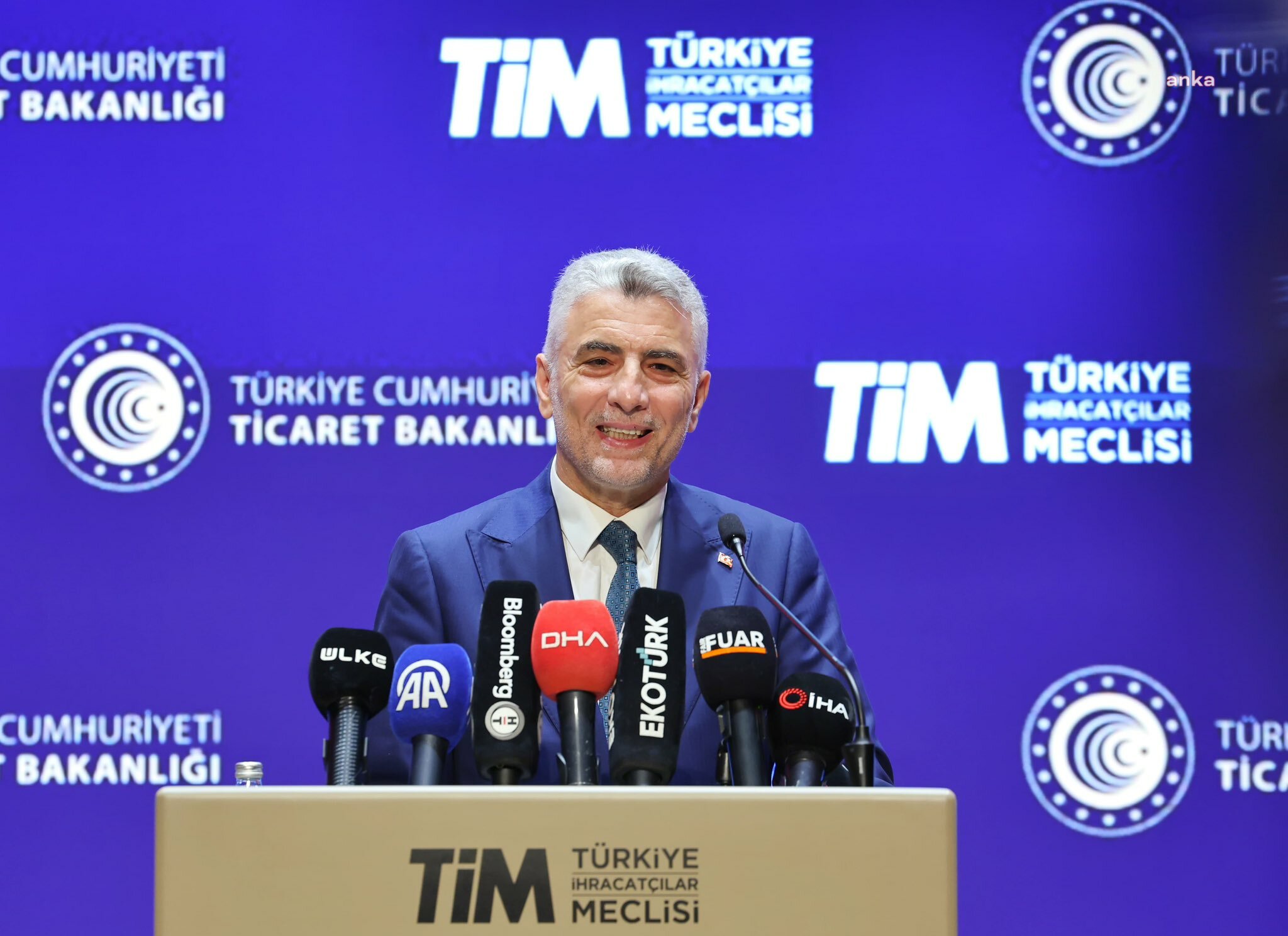 BAKAN BOLAT: ''NİSAN AYI İTİRABIYLA İHRACATIMIZ 19 MİLYAR 271 MİLYON LİRAYA YÜKSELDİ''