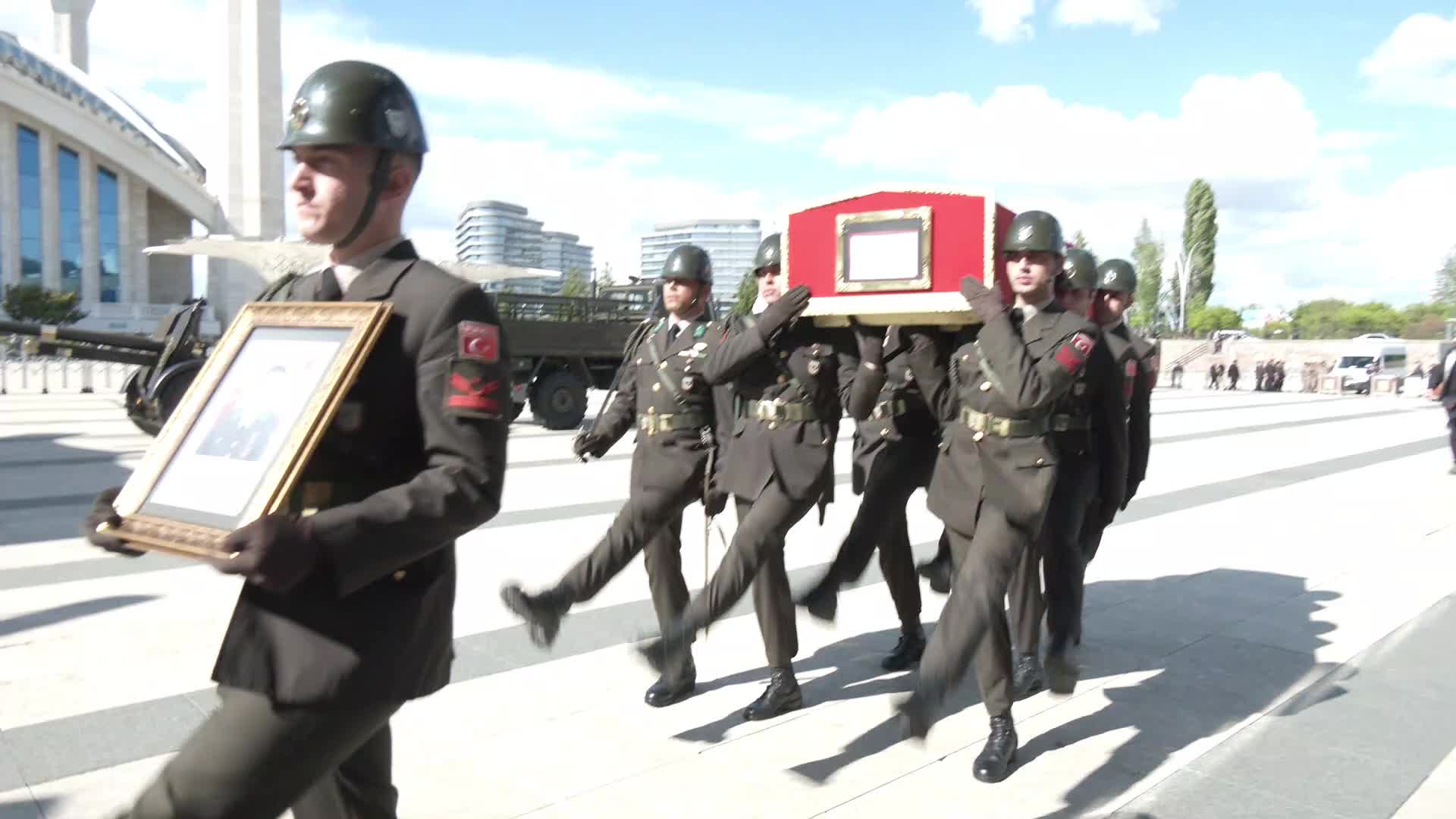 ŞEHİT ATA GÖÇMEN, ANKARA'DA SON YOLCULUĞUNA UĞURLANDI