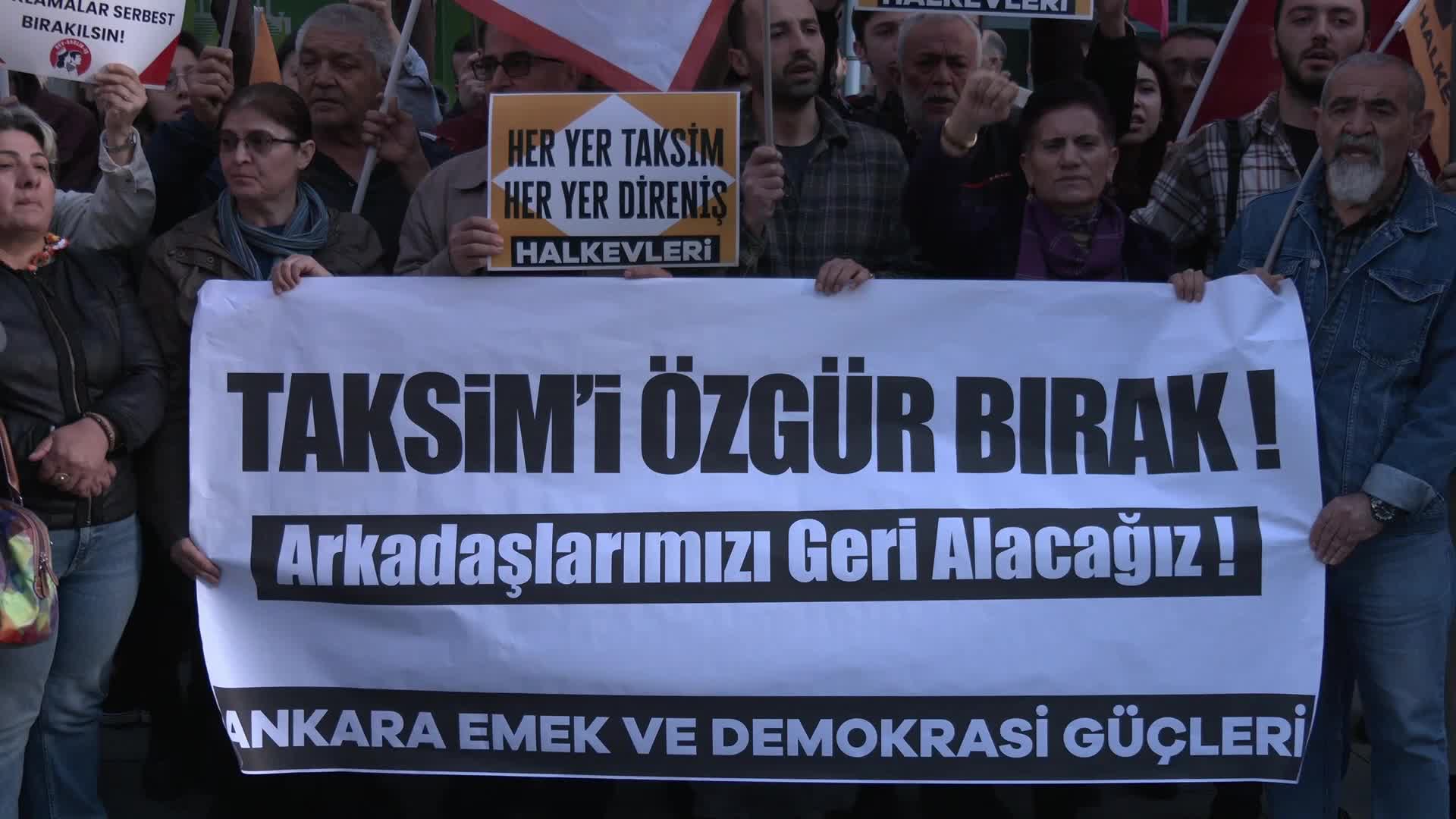 ANKARA EMEK VE DEMOKRASİ GÜÇLERİ, 1 MAYIS'TA TUTUKLANANLAR İÇİN EYLEM YAPTI