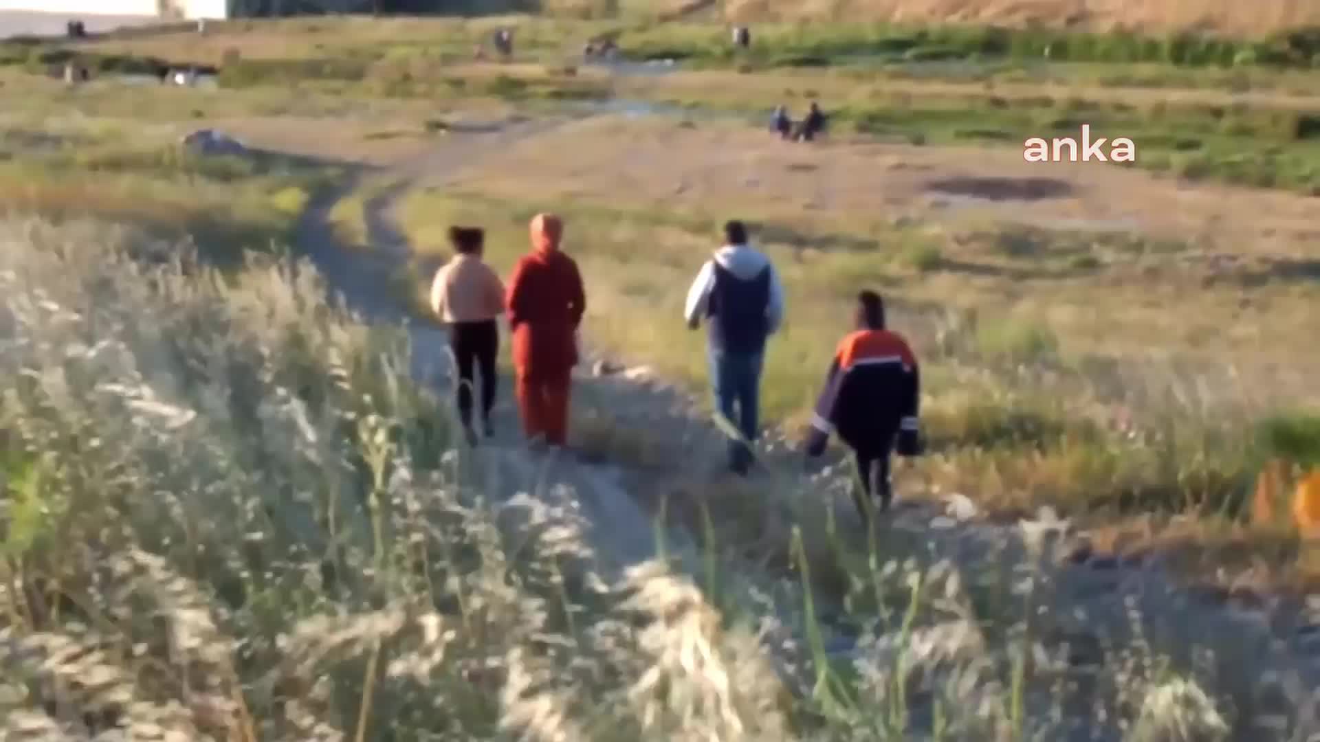 BURHANİYE'DE HIDIRELLEZ 'DEREYE TAŞ ATARAK' KUTLANDI