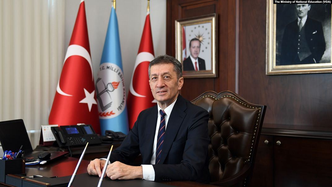 ZİYA SELÇUK YÜZ YÜZE EĞİTİMİN AYRINTILARINI ANLATTI: İSTEYEN VELİLER OKULA GÖNDERECEK