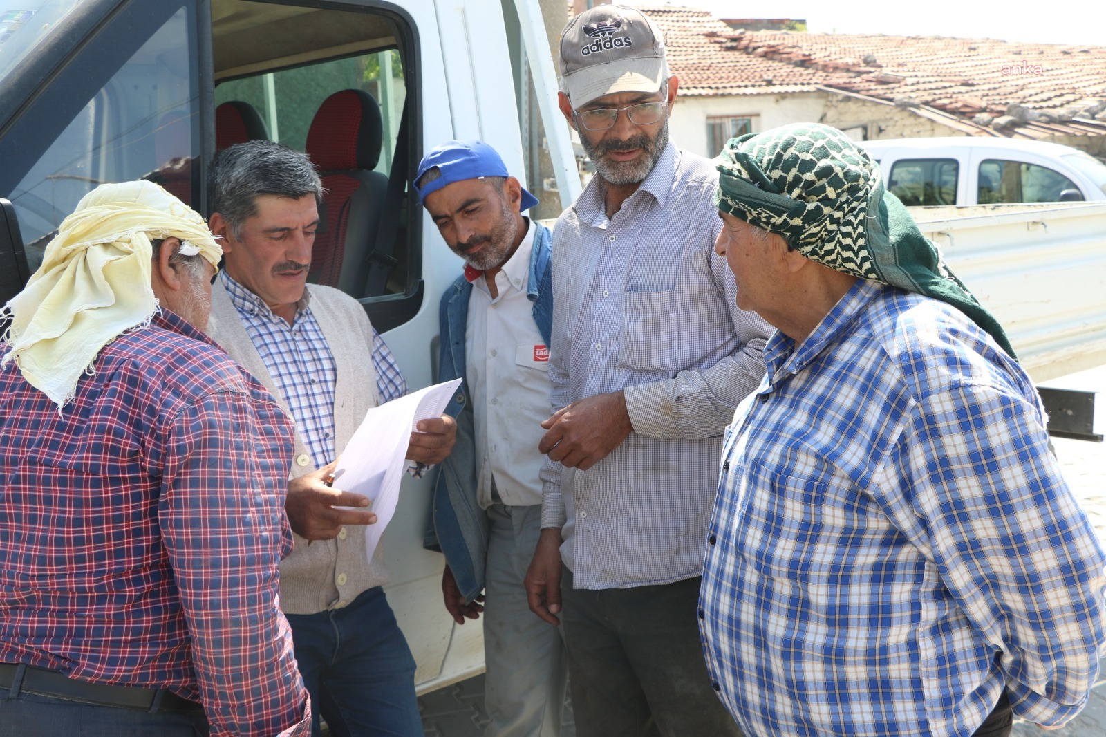 MANİSA BÜYÜKŞEHİR BELEDİYESİ’DEN KİRAZ ÜRETİCİSİNE DESTEK