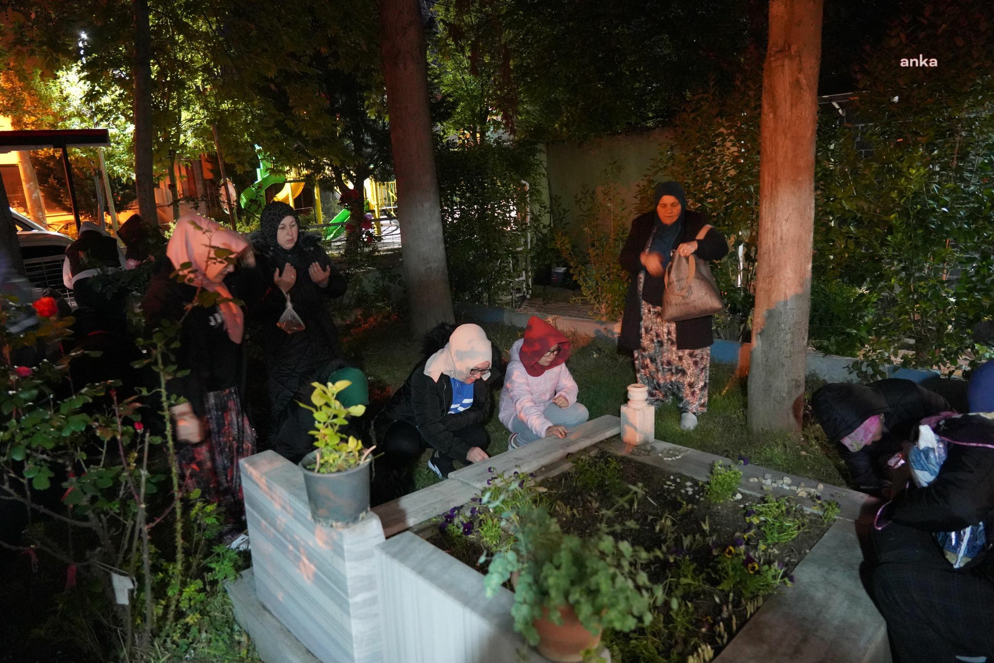 GİRESUN BELEDİYESİ, GAZİLER MAHALLESİ’NİN KANALİZASYON HATTINI YENİLİYOR