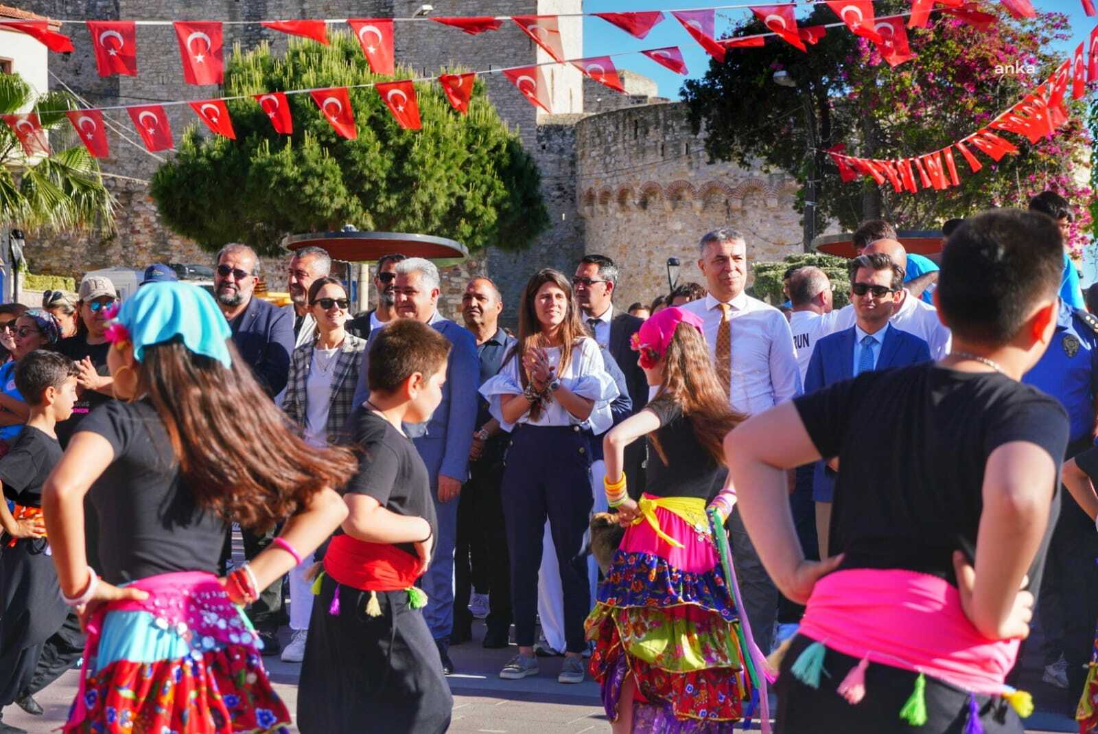 17. YARIMADA SPOR OYUNLARI, ÇEŞME'DE BAŞLADI