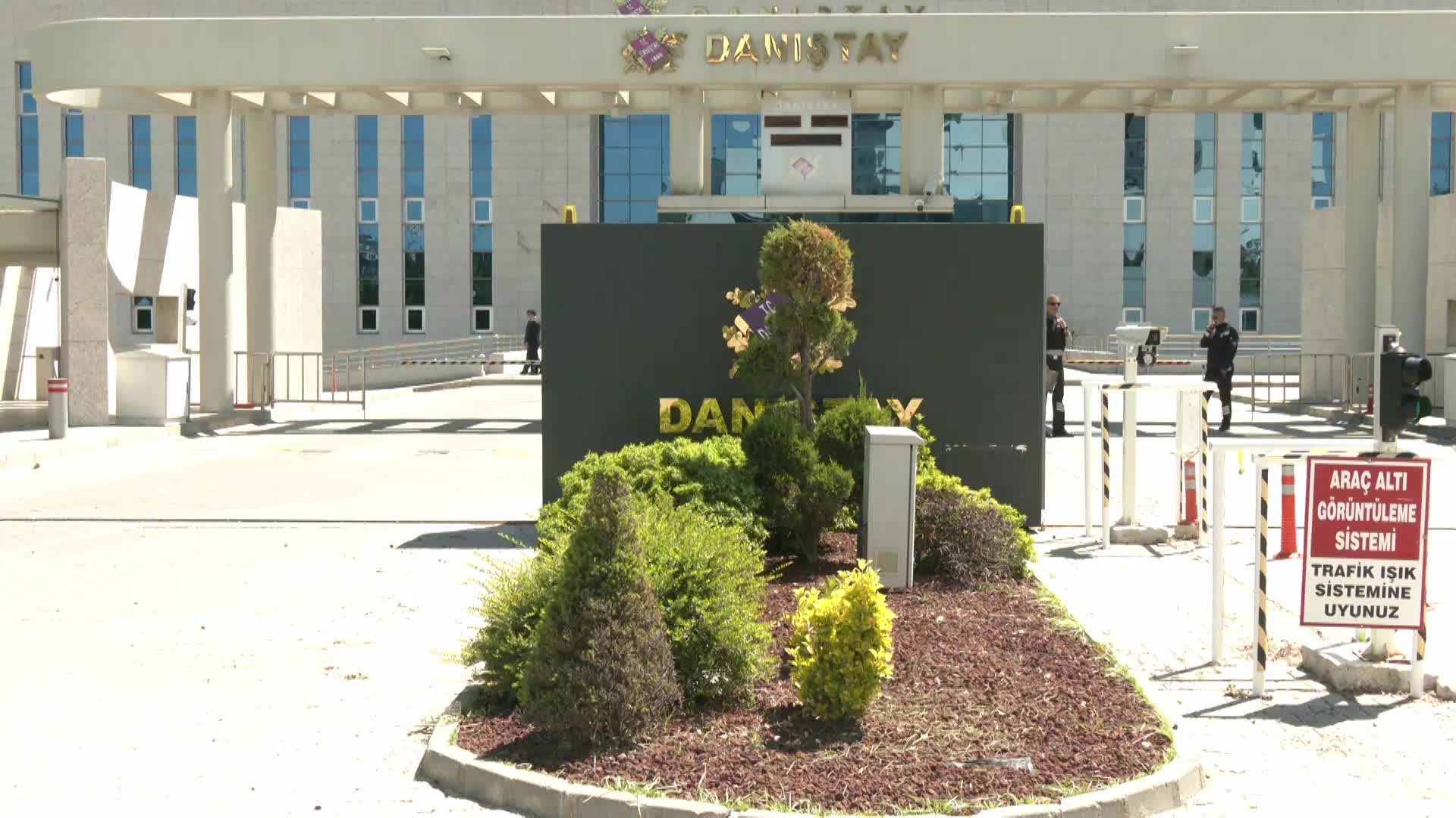 ANKARA SİMİTÇİLER ODASI BAŞKANI DELİBAŞ: "SİMİTİ 4 AYDIR ZARARINA ÜRETİYORUZ. KÜÇÜK ESNAF BUNA NE KADAR DAYANABİLİR"