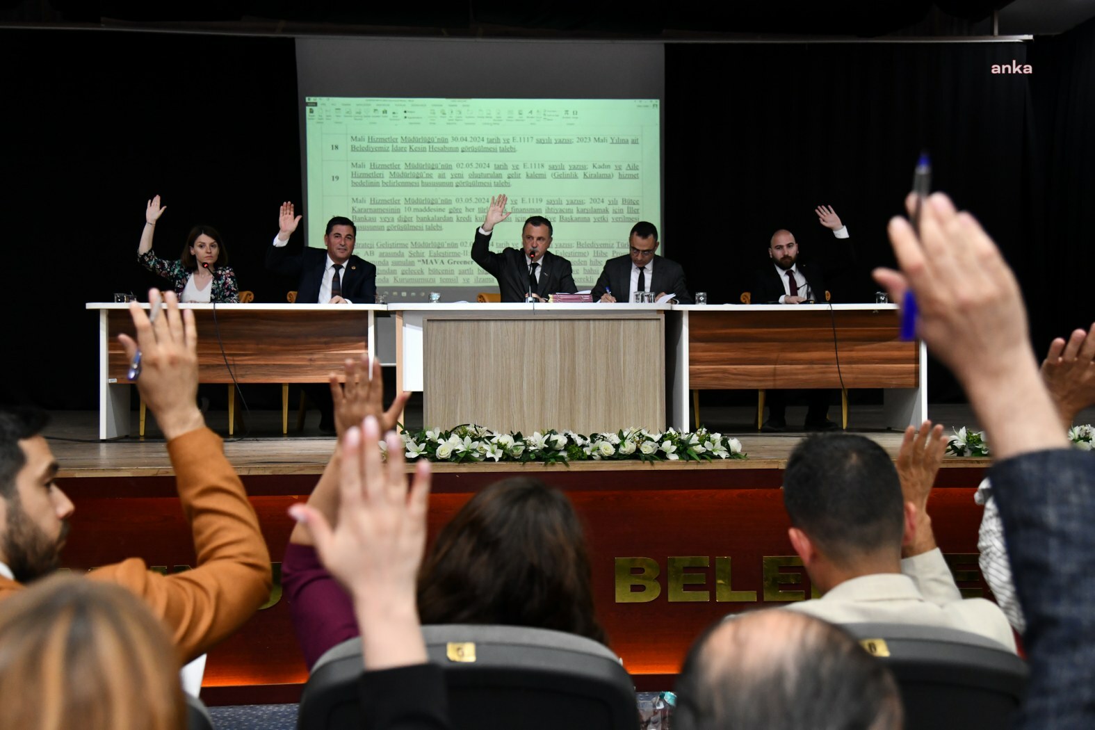YUNUSEMRE BELEDİYE MECLİSİ TOPLANDI