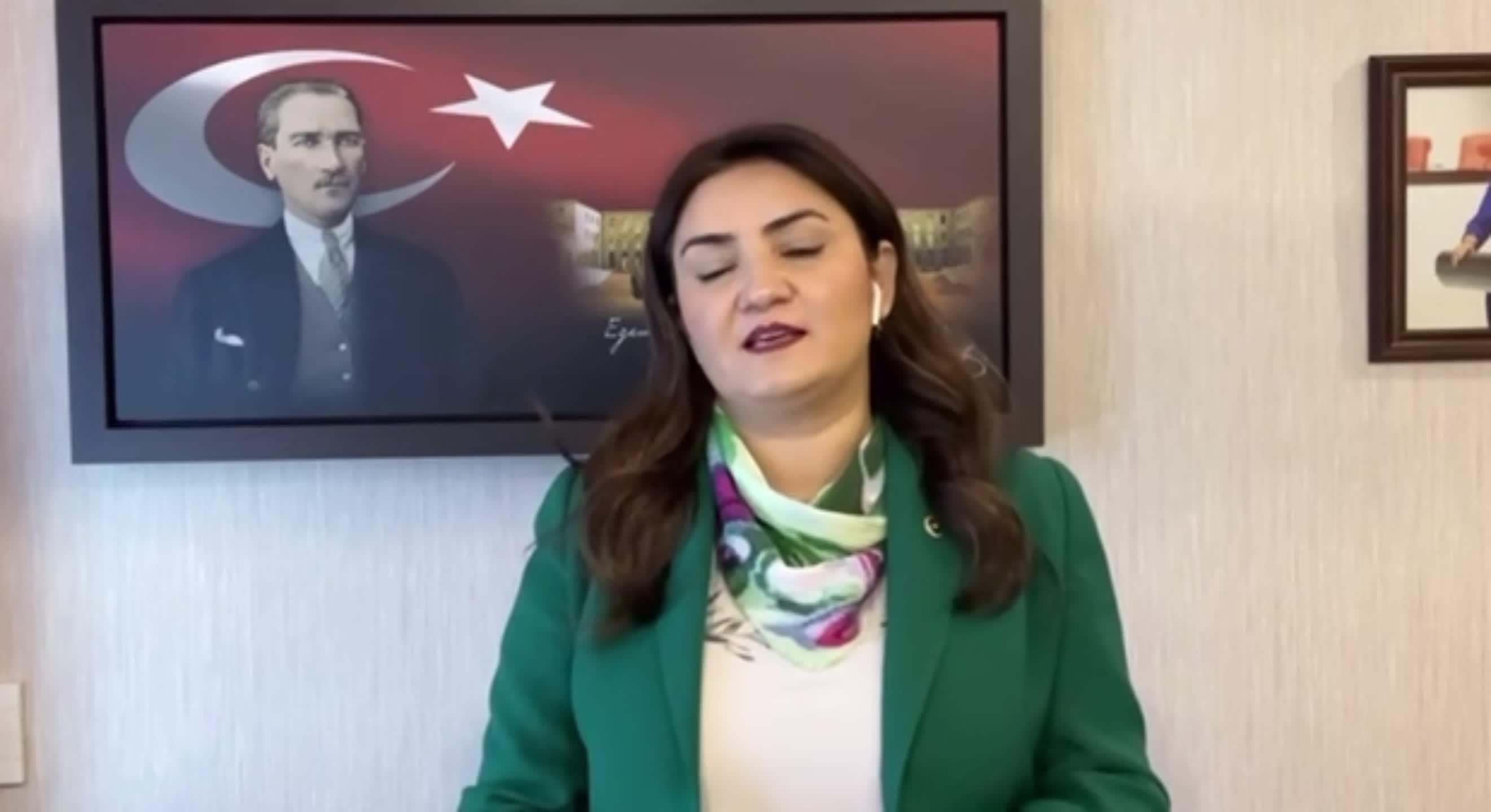 SEVDA ERDAN KILIÇ’TAN SOYADI VE KÜTÜK İÇİN KANUN TEKLİFİ: “BİZ EŞLERİMİZİN HEMŞEHRİSİ DEĞİL, EŞİTİYİZ”