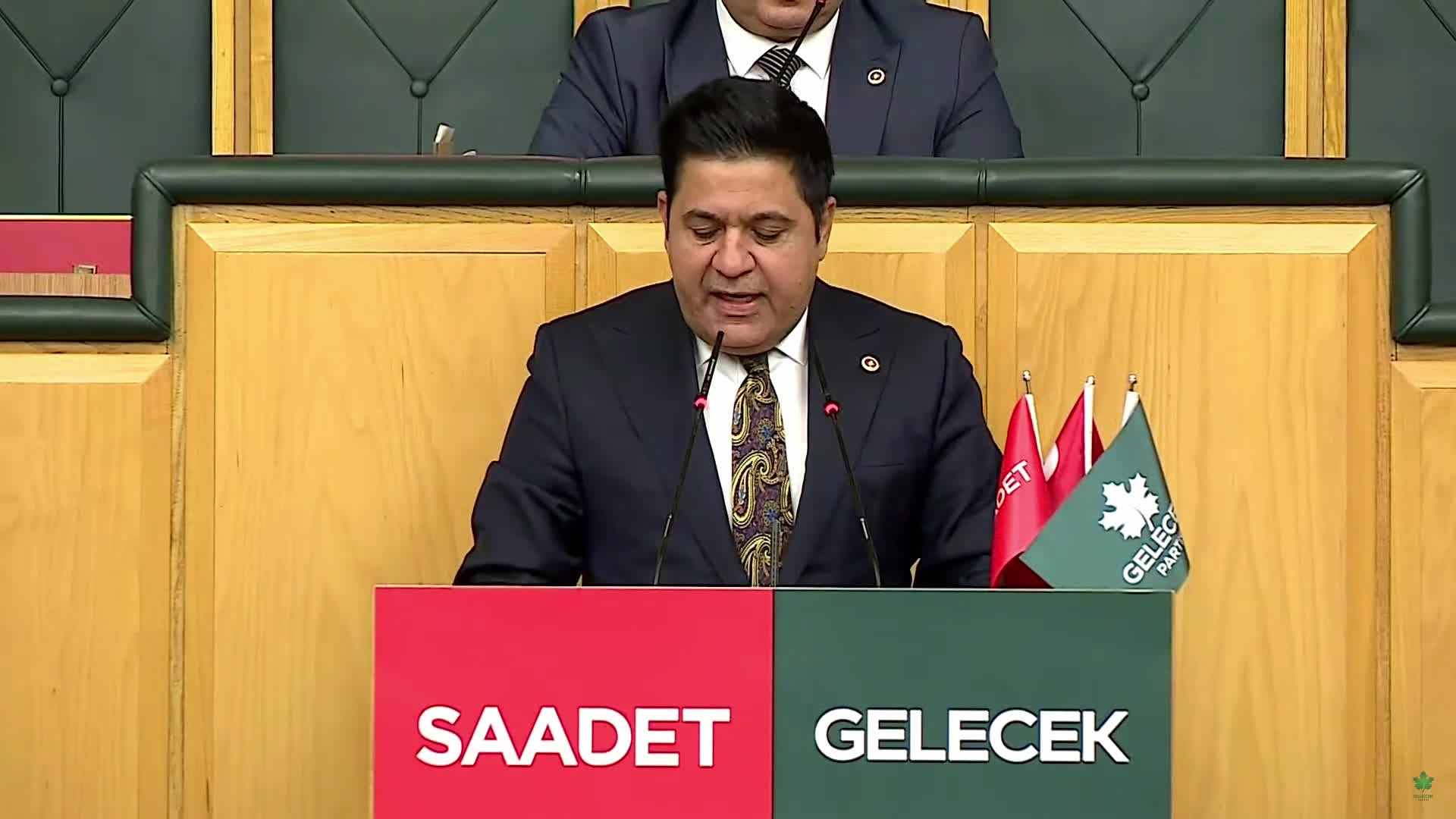 AHMET DAVUTOĞLU: "SİNAN ATEŞ'İN EŞİNİN İFADESİNİ İDDİANEMEYE KOYMAZSANIZ ÖZGÜR ÖZEL İLE VERDİĞİNİZ YUMUŞAMA RESMİNİN NE ANLAMI KALIR?"