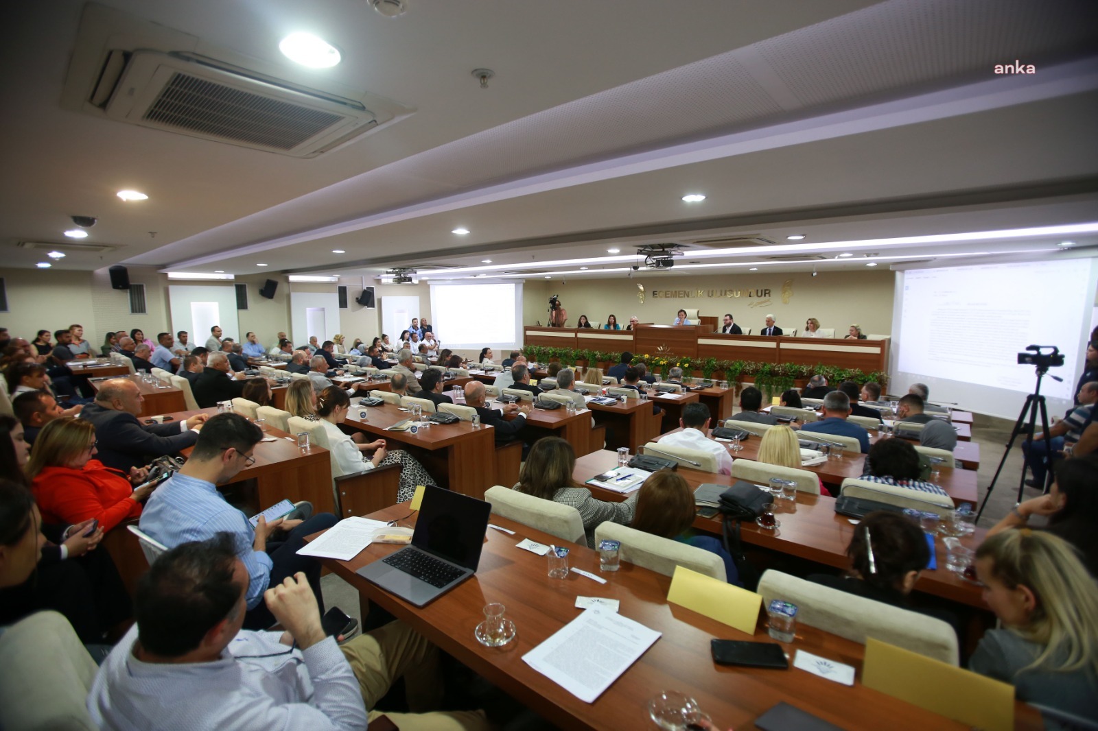 KARABAĞLAR BELEDİYE MECLİSİ, MAYIS AYI TOPLANTISINI GERÇEKLEŞTİRDİ