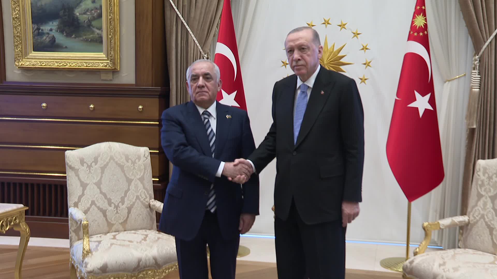 CUMHURBAŞKANI ERDOĞAN, AZERBAYCAN BAŞBAKANI ASADOV'U KABUL ETTİ